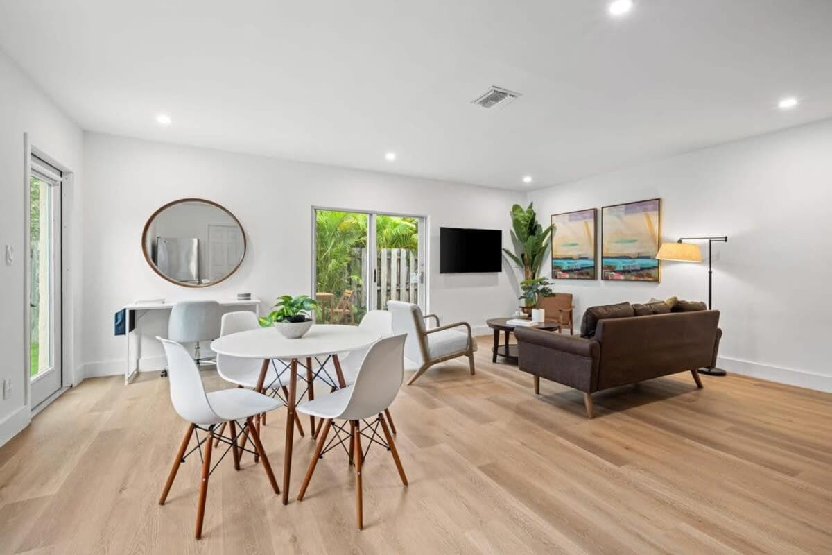 Awesome 1BR Apartment @Sailboat — 4