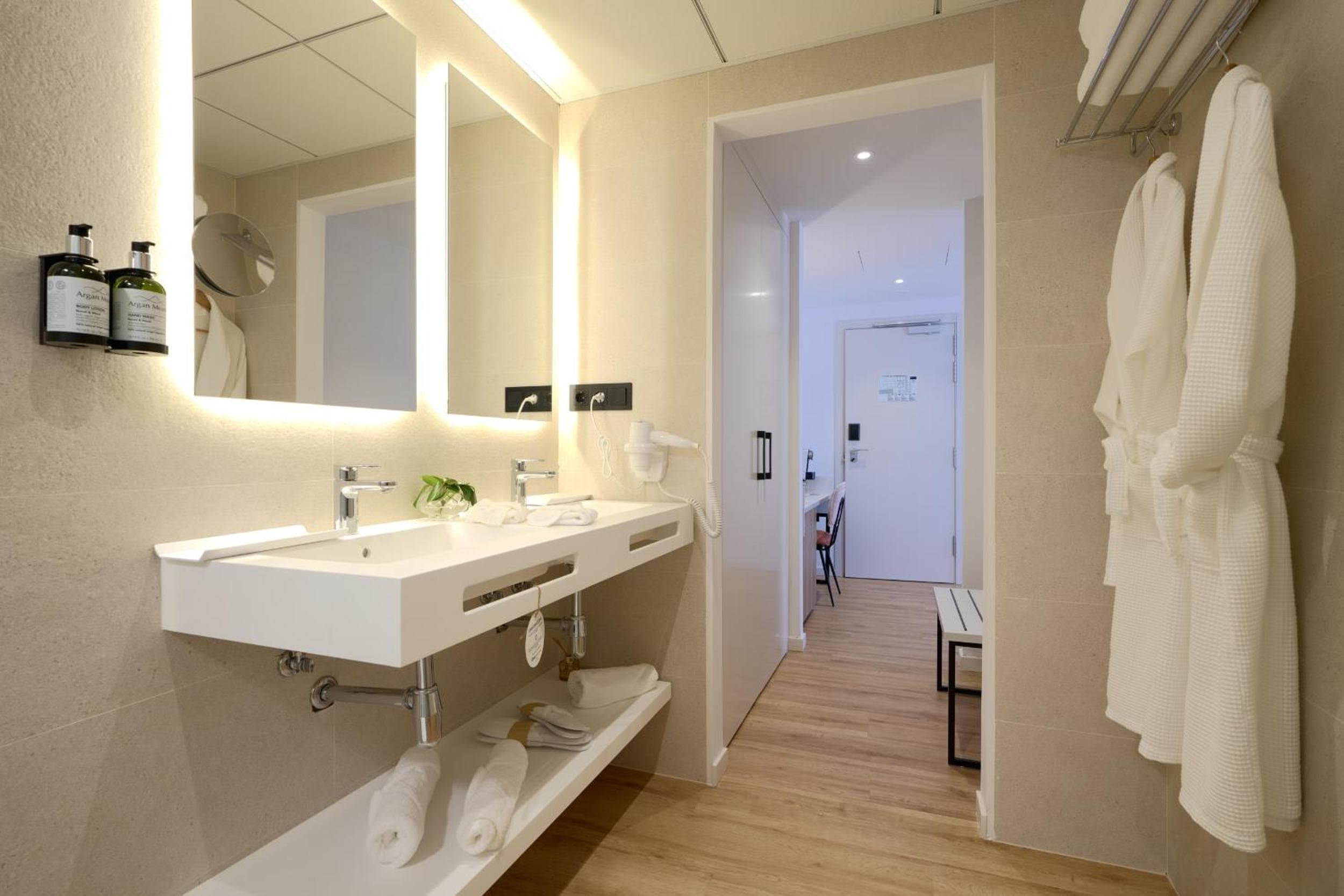 Óbal Hotel Marbella — 5