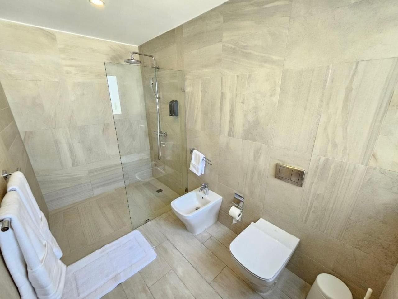 Comfort Condo w/Pool View at Hard Rock Golf Course — 27