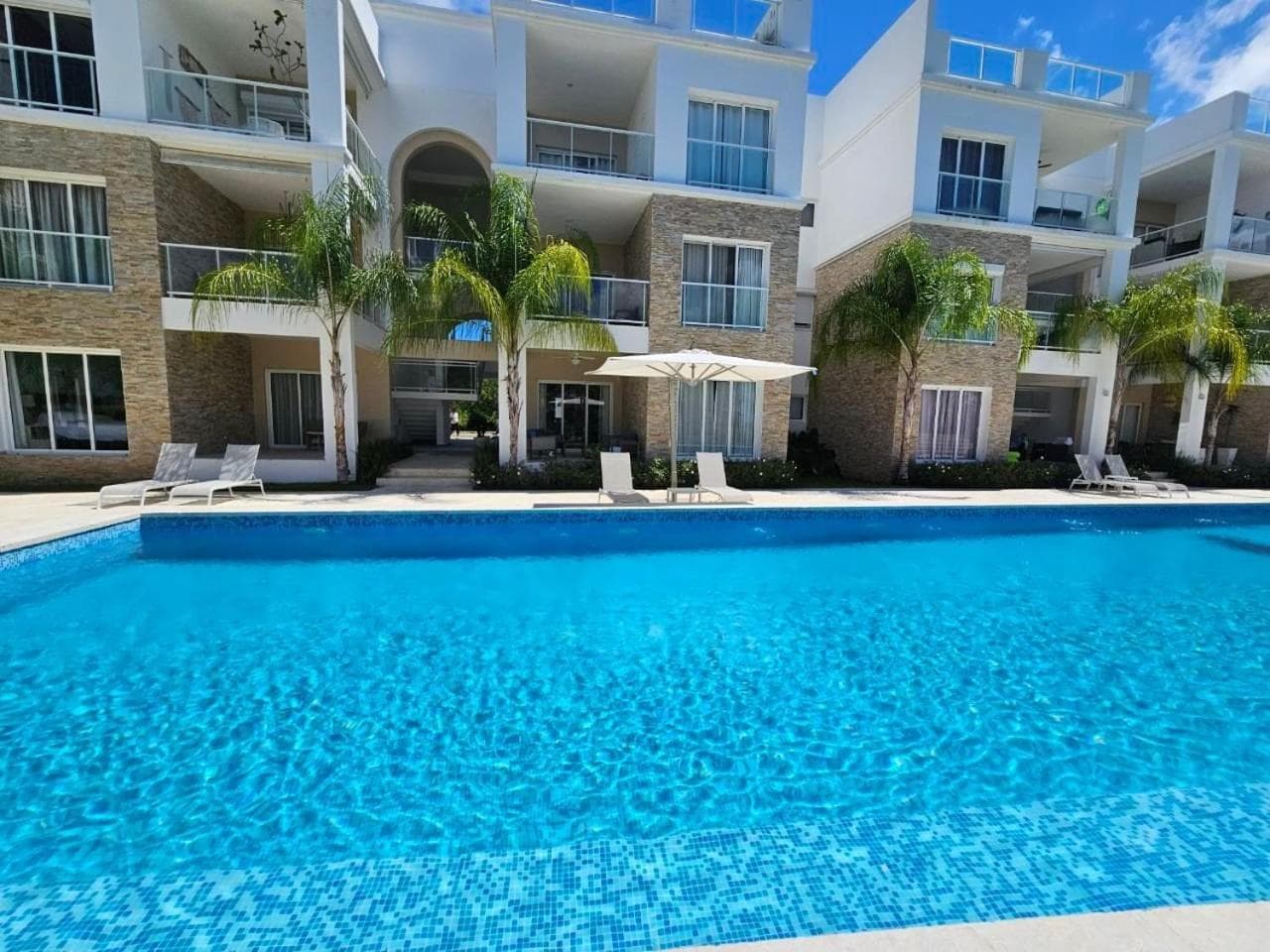 Comfort Condo w/Pool View at Hard Rock Golf Course — 4