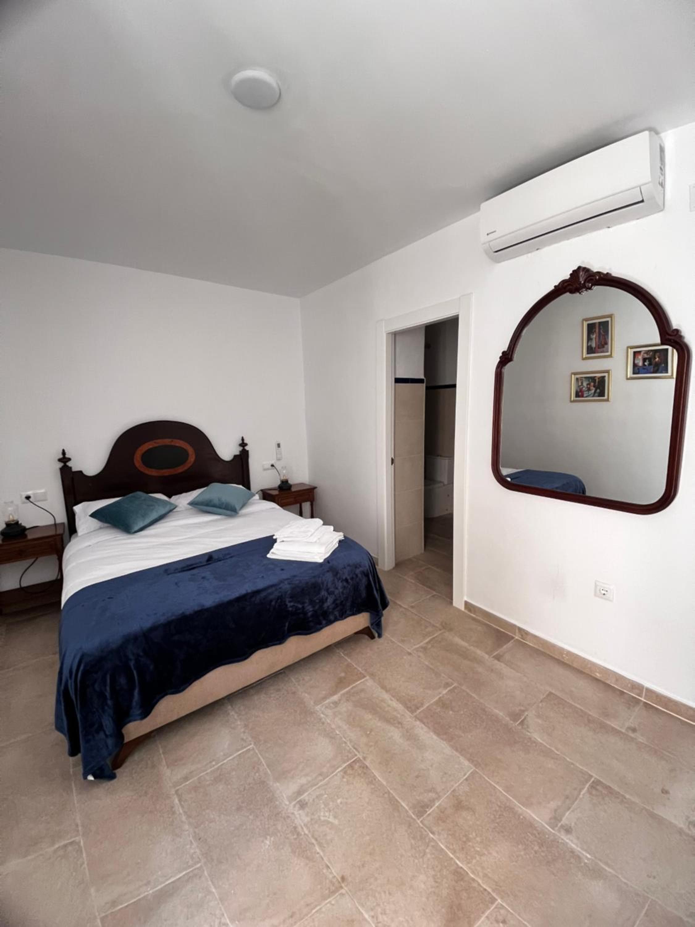 Shanti's Andalusische Zimmer — 17