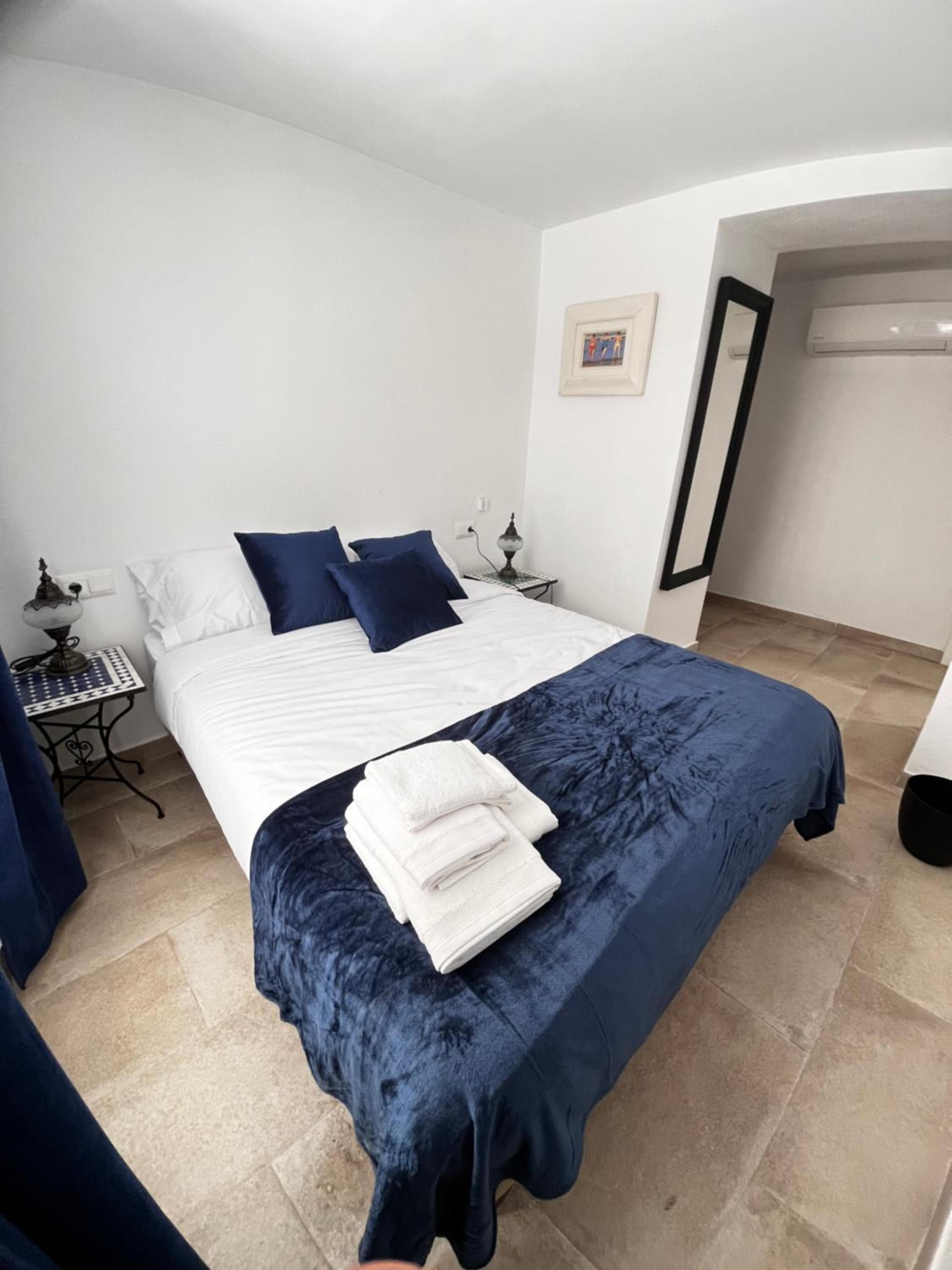 Shanti's Andalusische Zimmer — 26