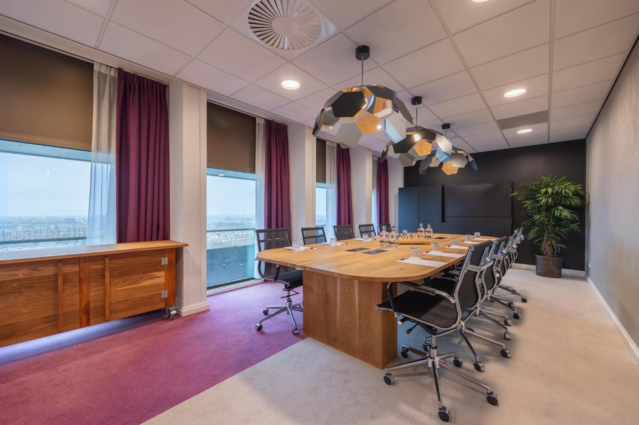 Leonardo Hotel Amsterdam Rembrandtpark — 24