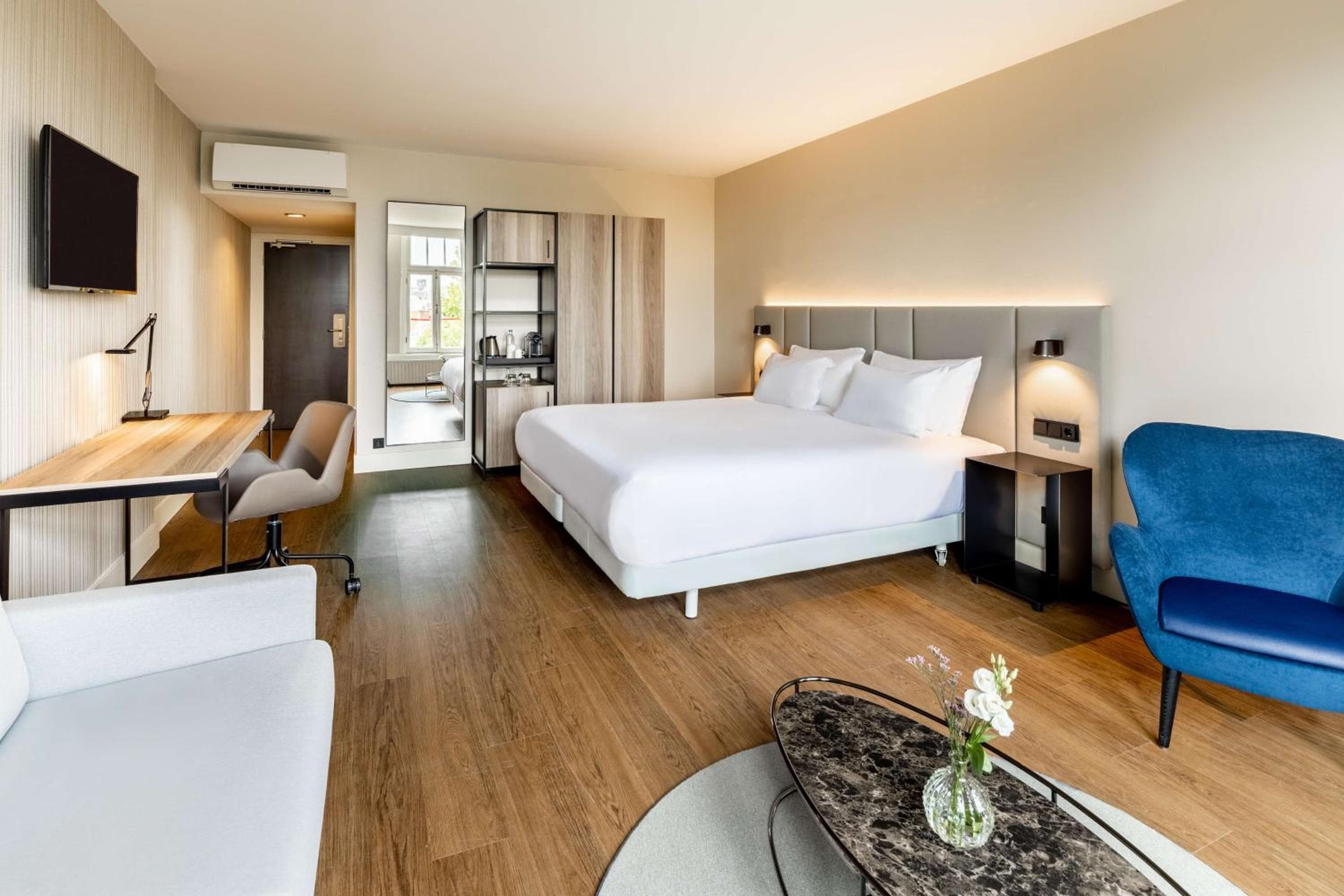 NH Amsterdam Schiller — 12