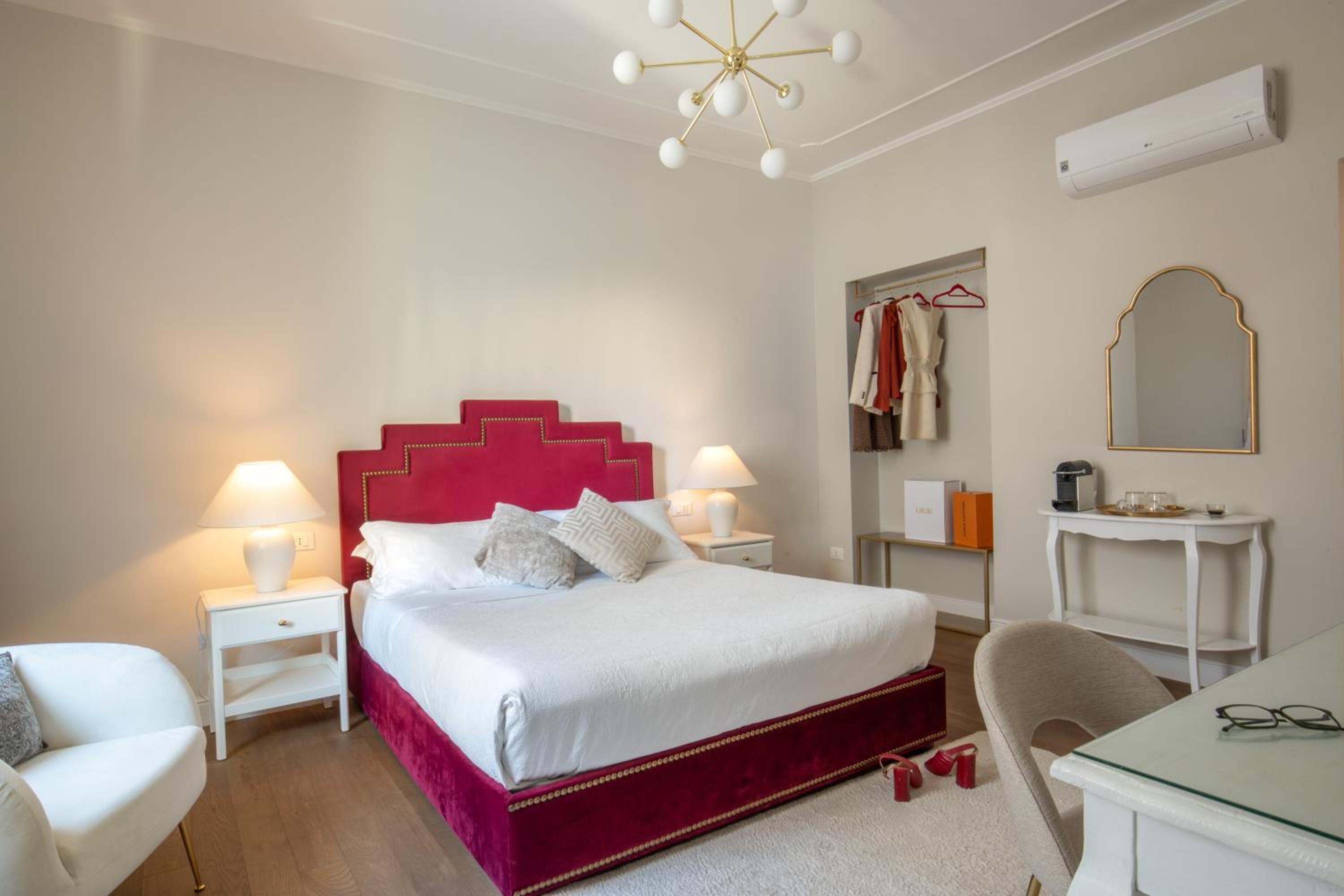 Daplace - Corso Monforte Suites — 29