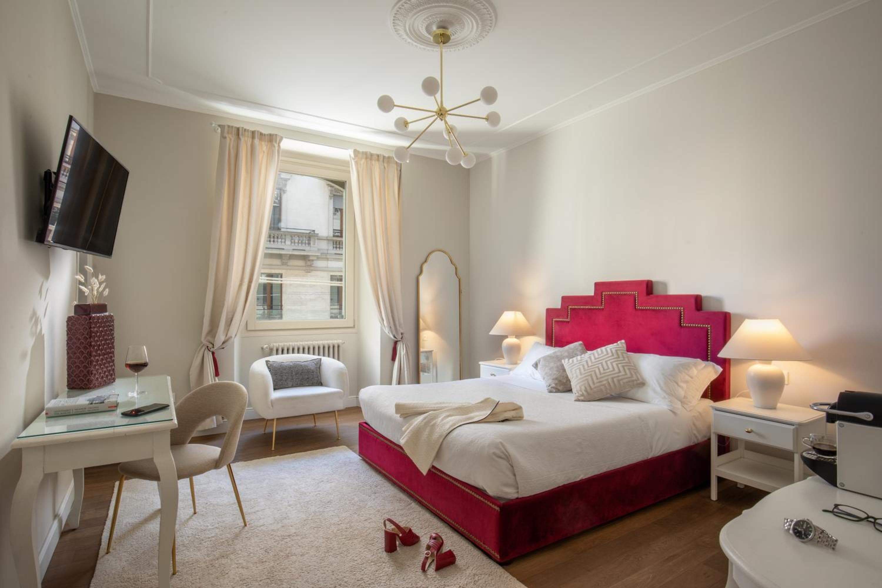 Daplace - Corso Monforte Suites — 8
