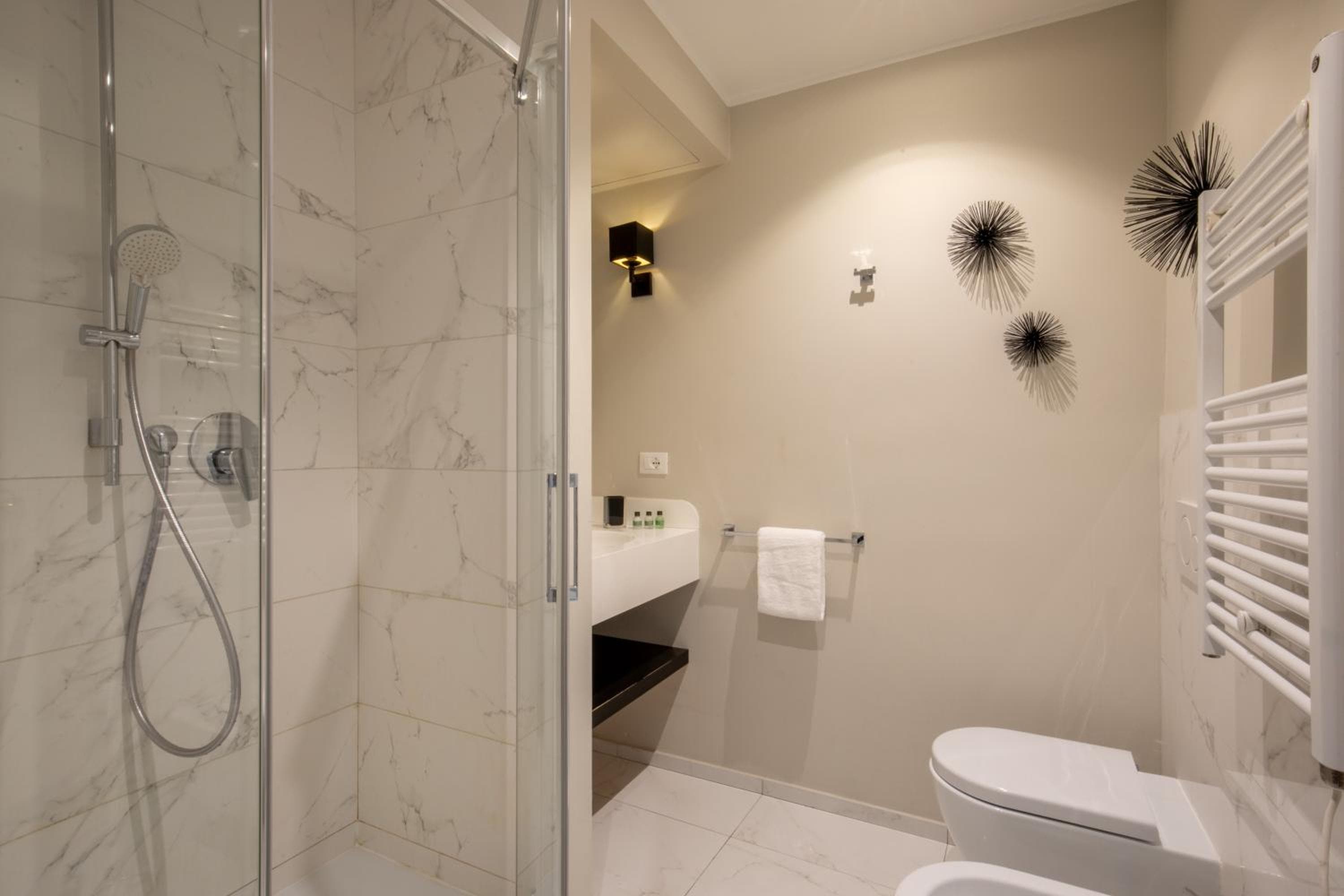 Daplace - Corso Monforte Suites — 11
