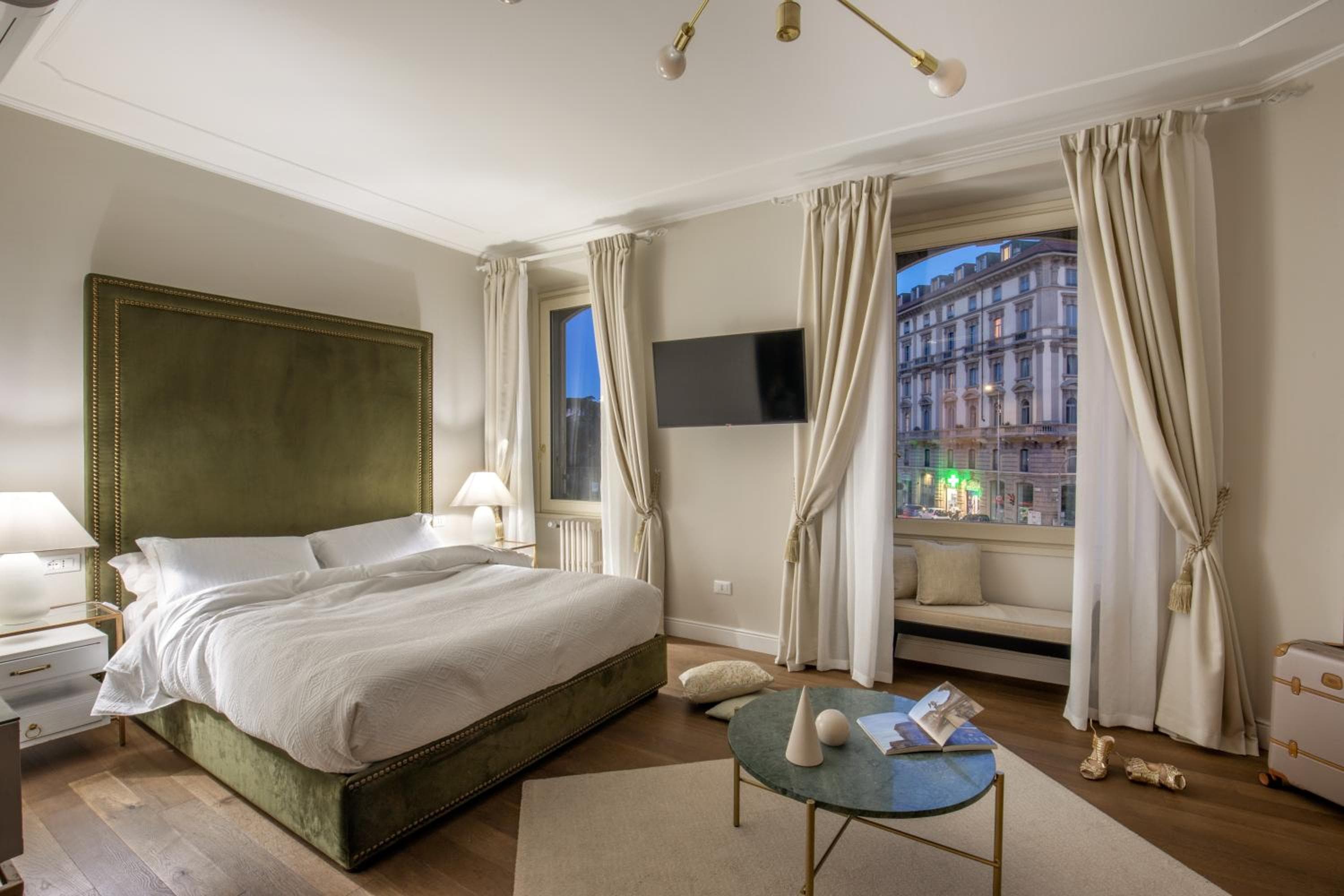 Daplace - Corso Monforte Suites — 10