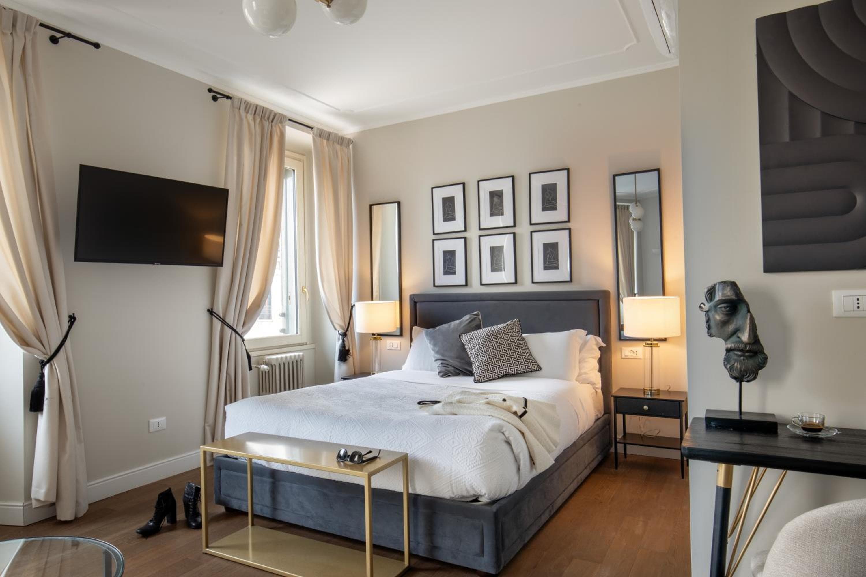Daplace - Corso Monforte Suites — 28