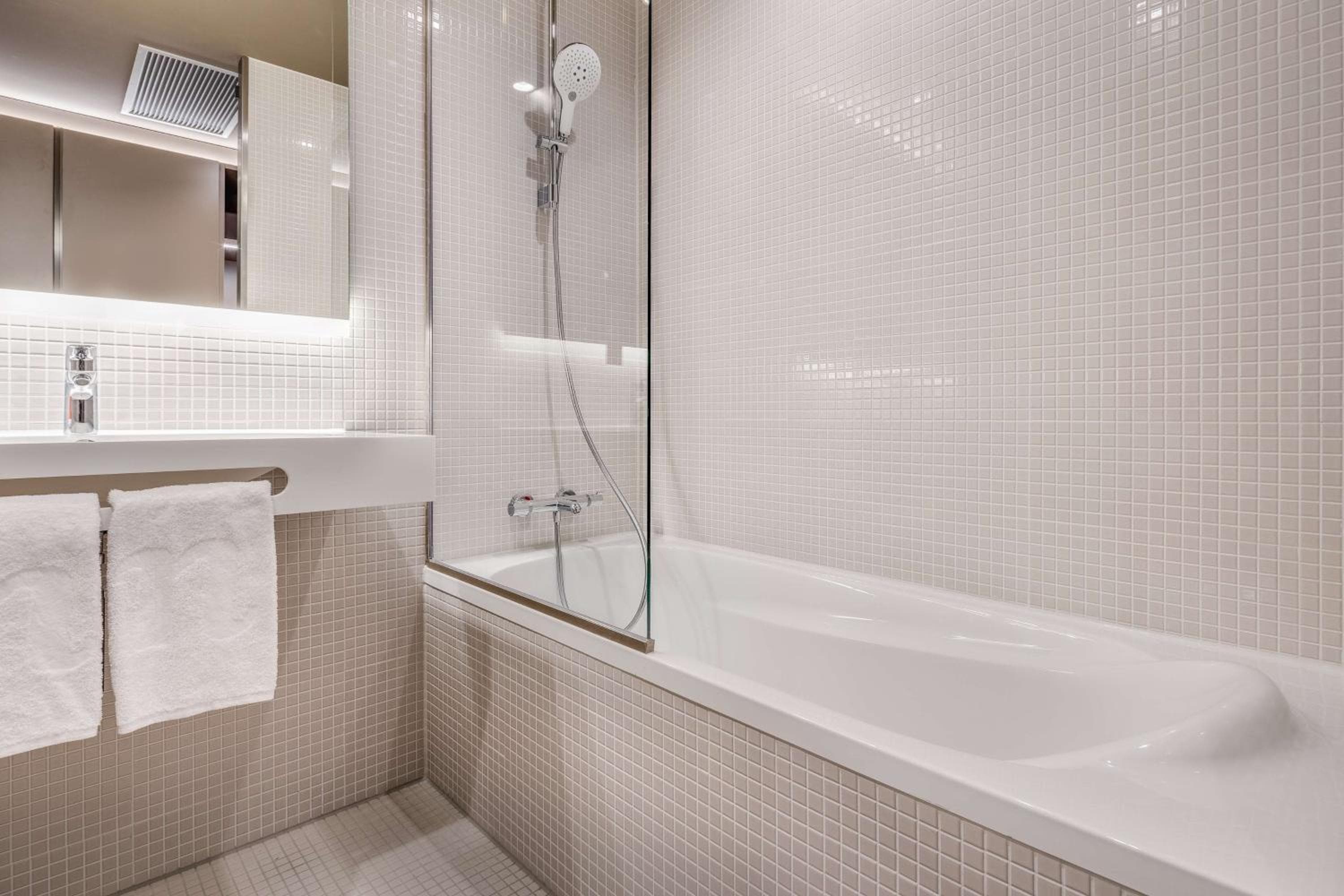 nhow Amsterdam Rai hotel, Europaboulevard 2B, Amsterdam, Netherlands — photo 116