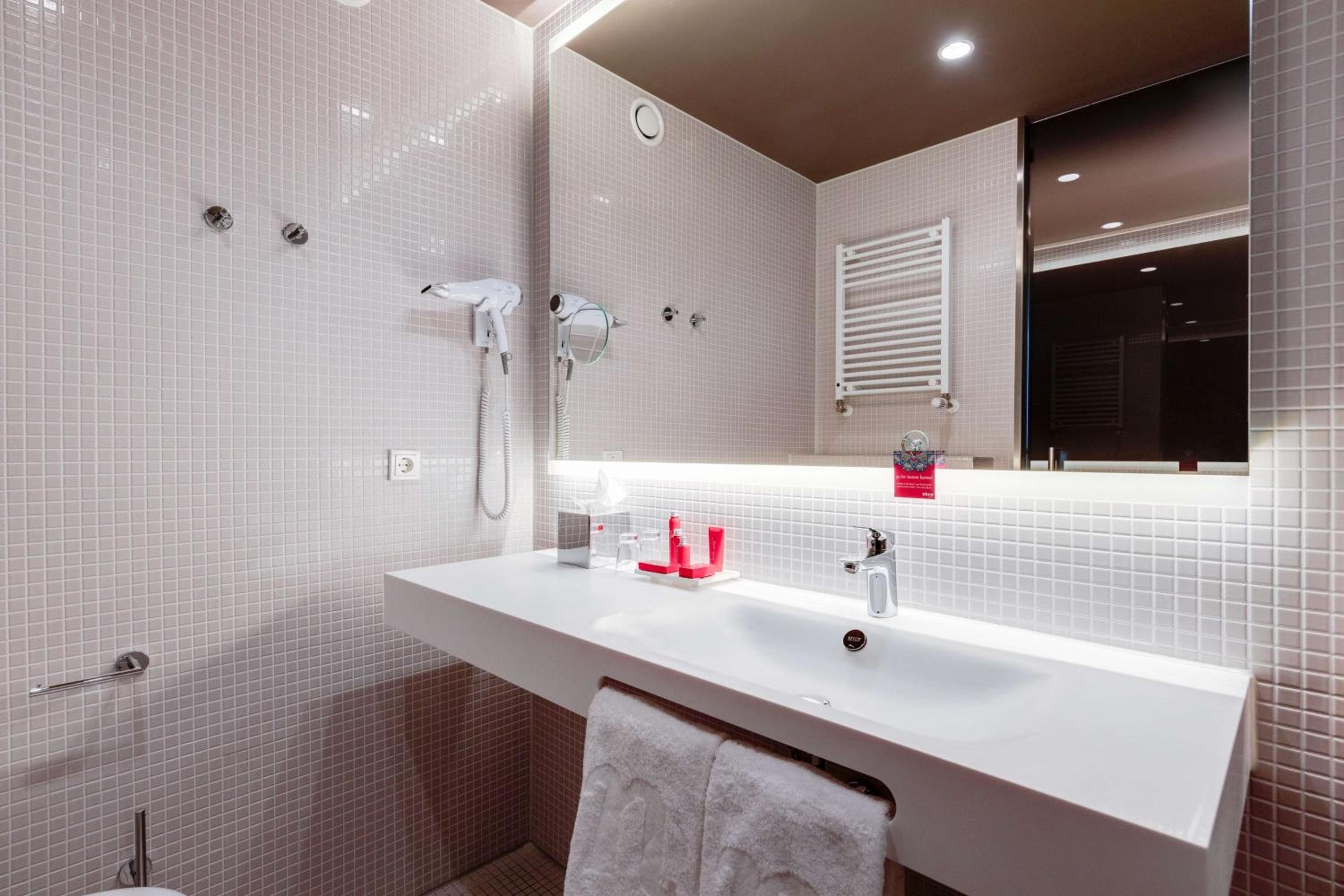 nhow Amsterdam Rai hotel, Europaboulevard 2B, Amsterdam, Netherlands — photo 119