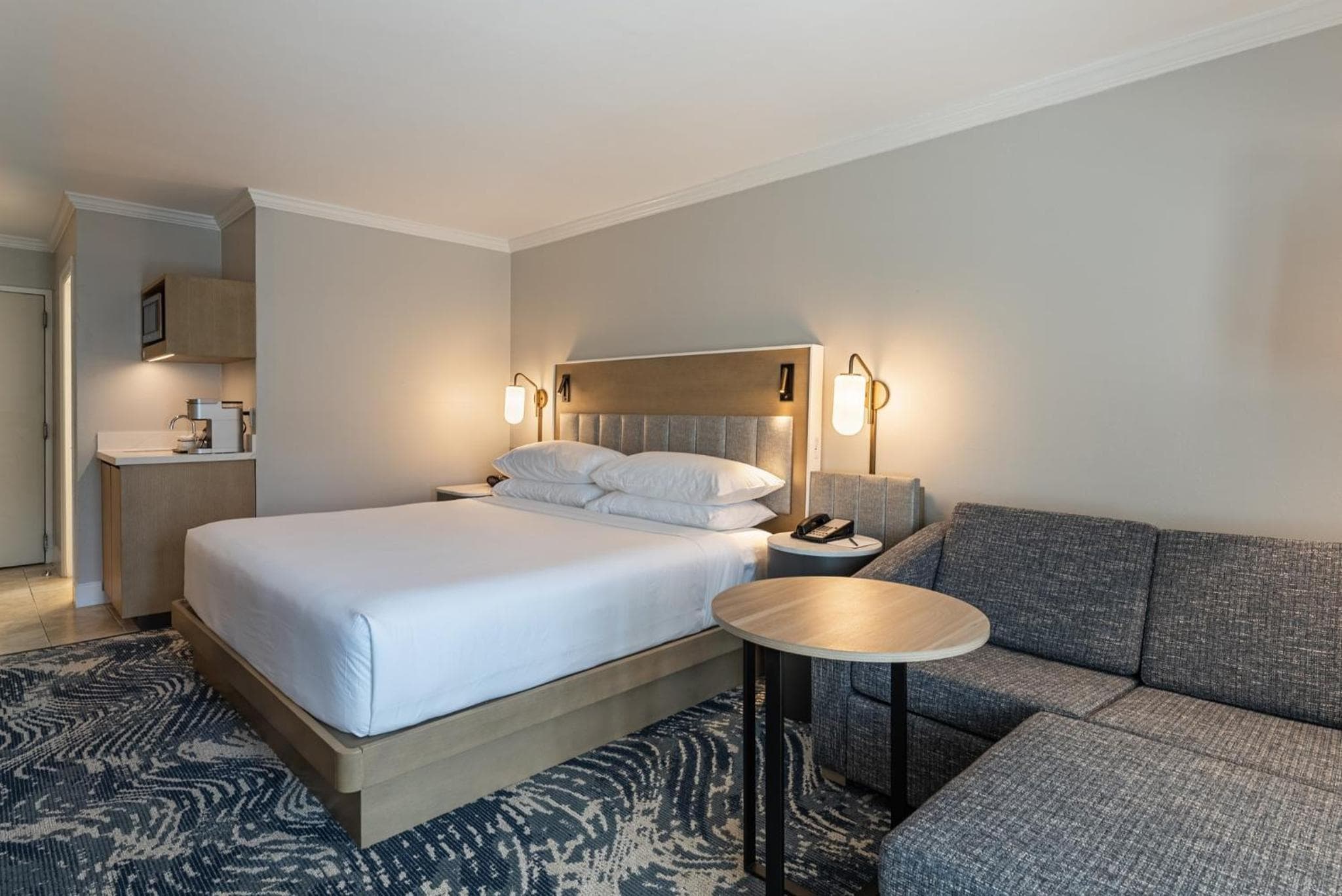 Crowne Plaza Orlando-Downtown by IHG — 6
