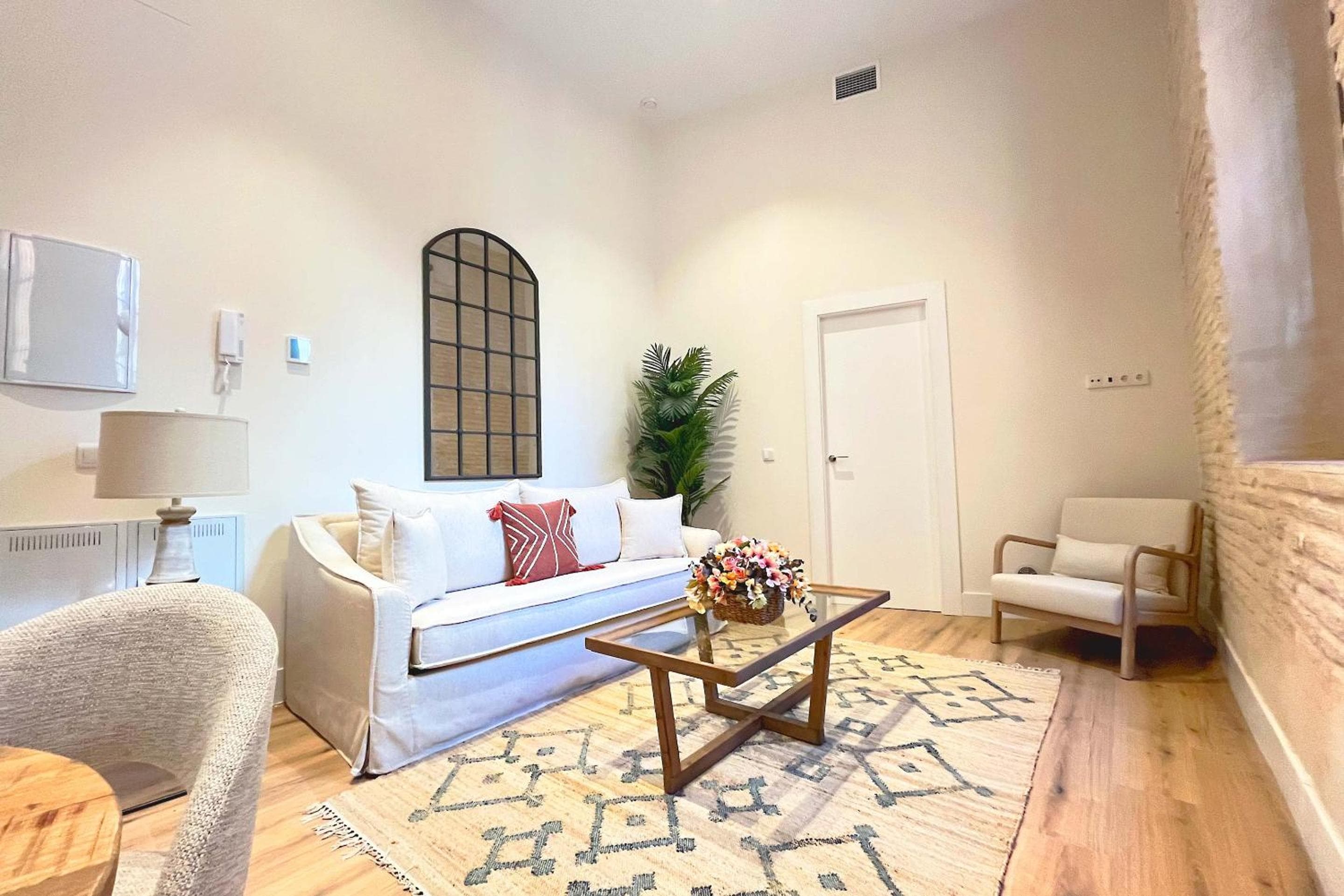 Genteel Home Rodrigo Caro — 11