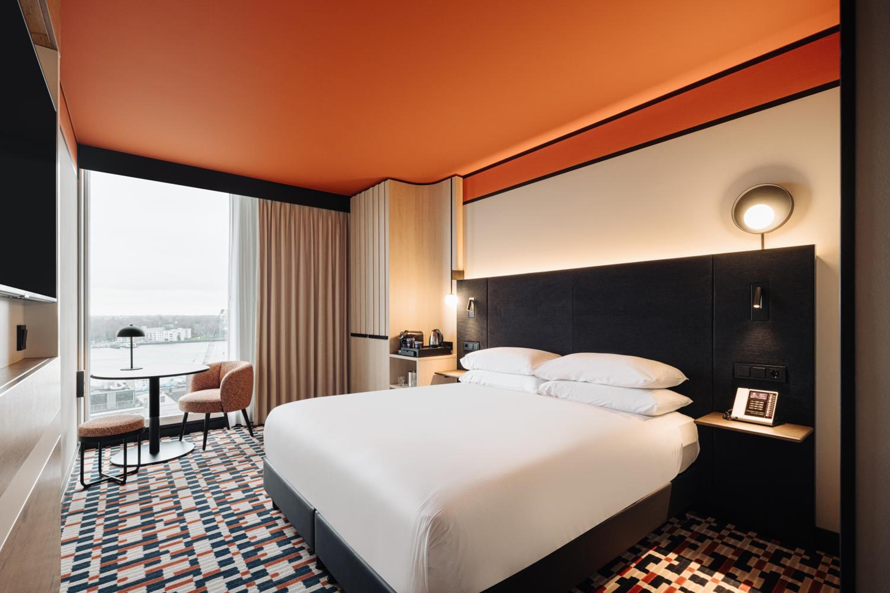 DoubleTree by Hilton Amsterdam Centraal Station — 7