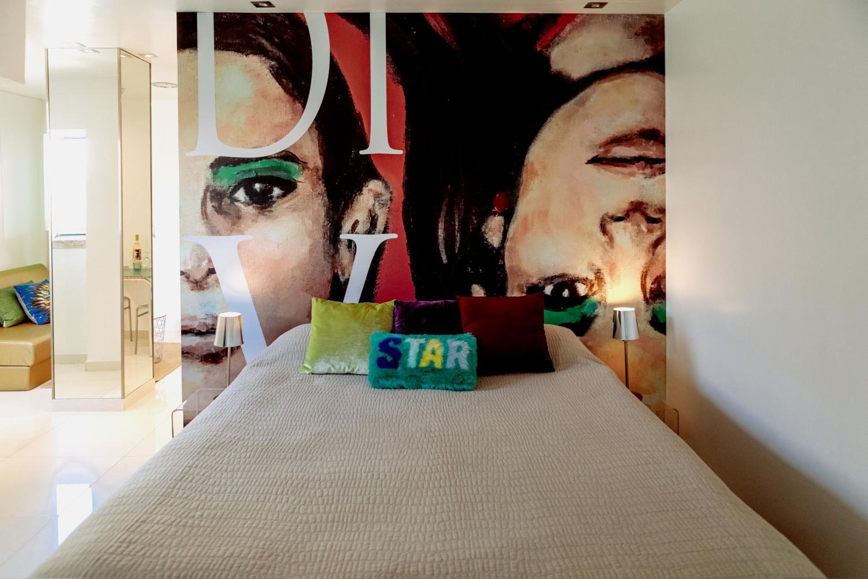 Lisbon Art Stay Hotel & Apartments — 22