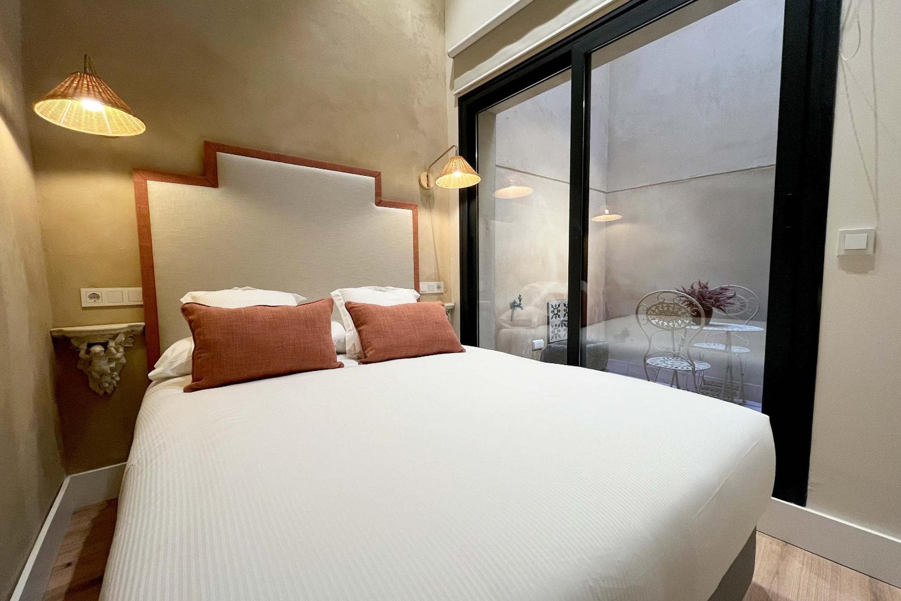 Genteel Home Rodrigo Caro — 19