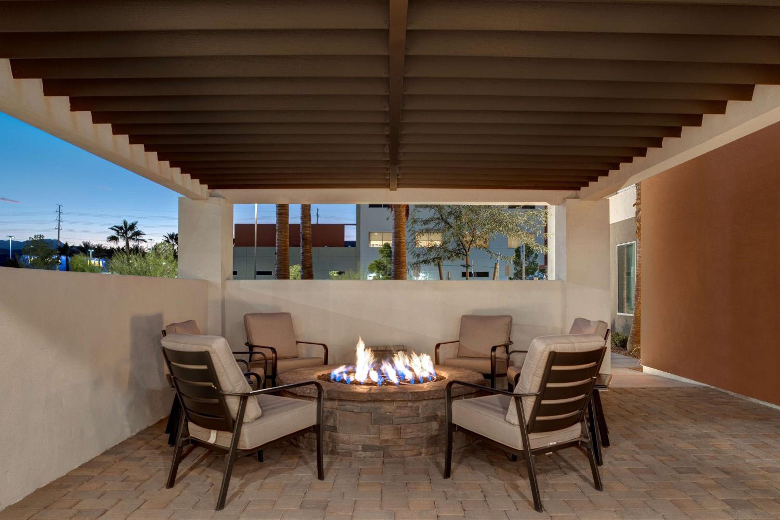 Home2 Suites By Hilton Las Vegas Southwest I-215 Curve — 7