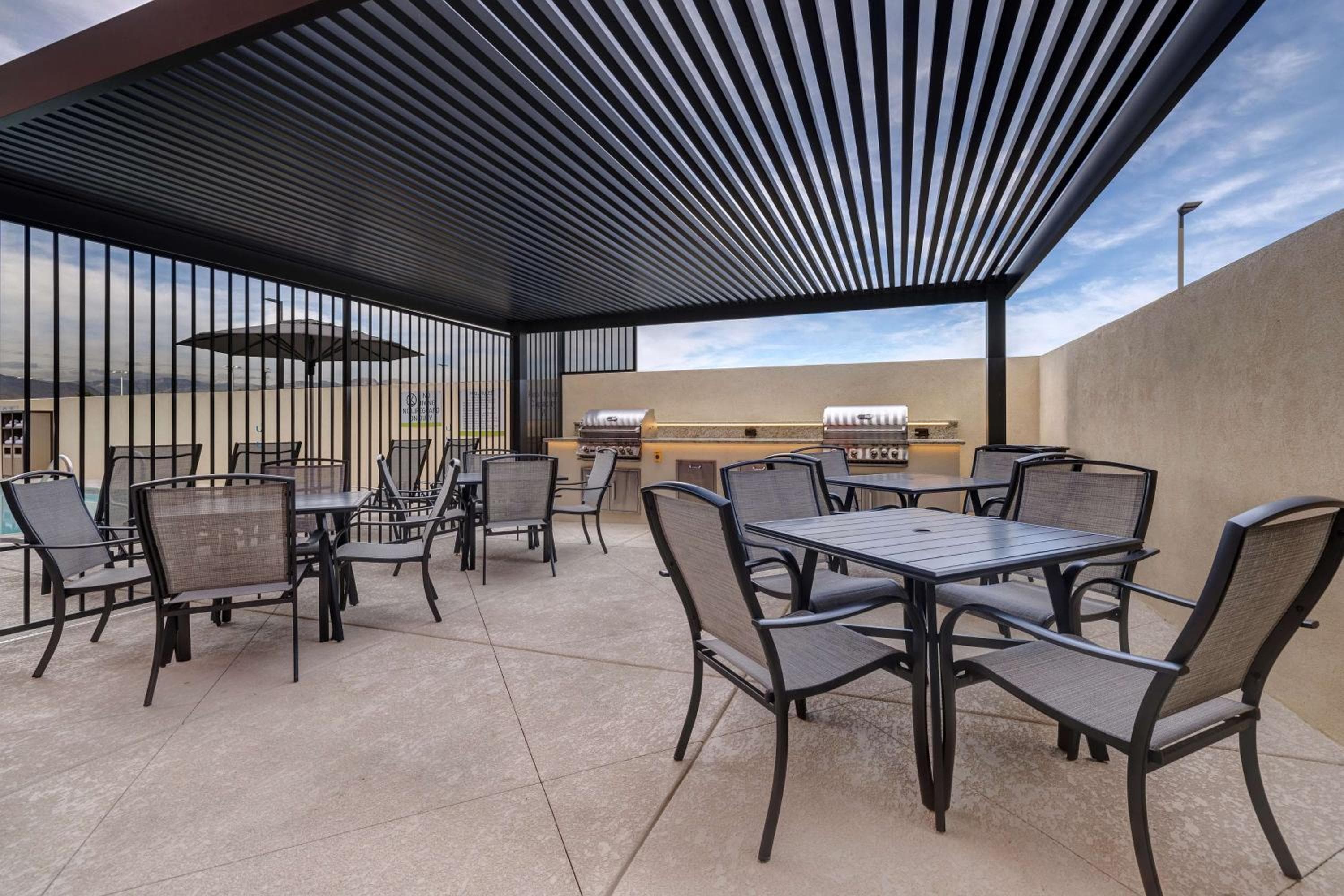 Home2 Suites By Hilton Las Vegas Southwest I-215 Curve — 12
