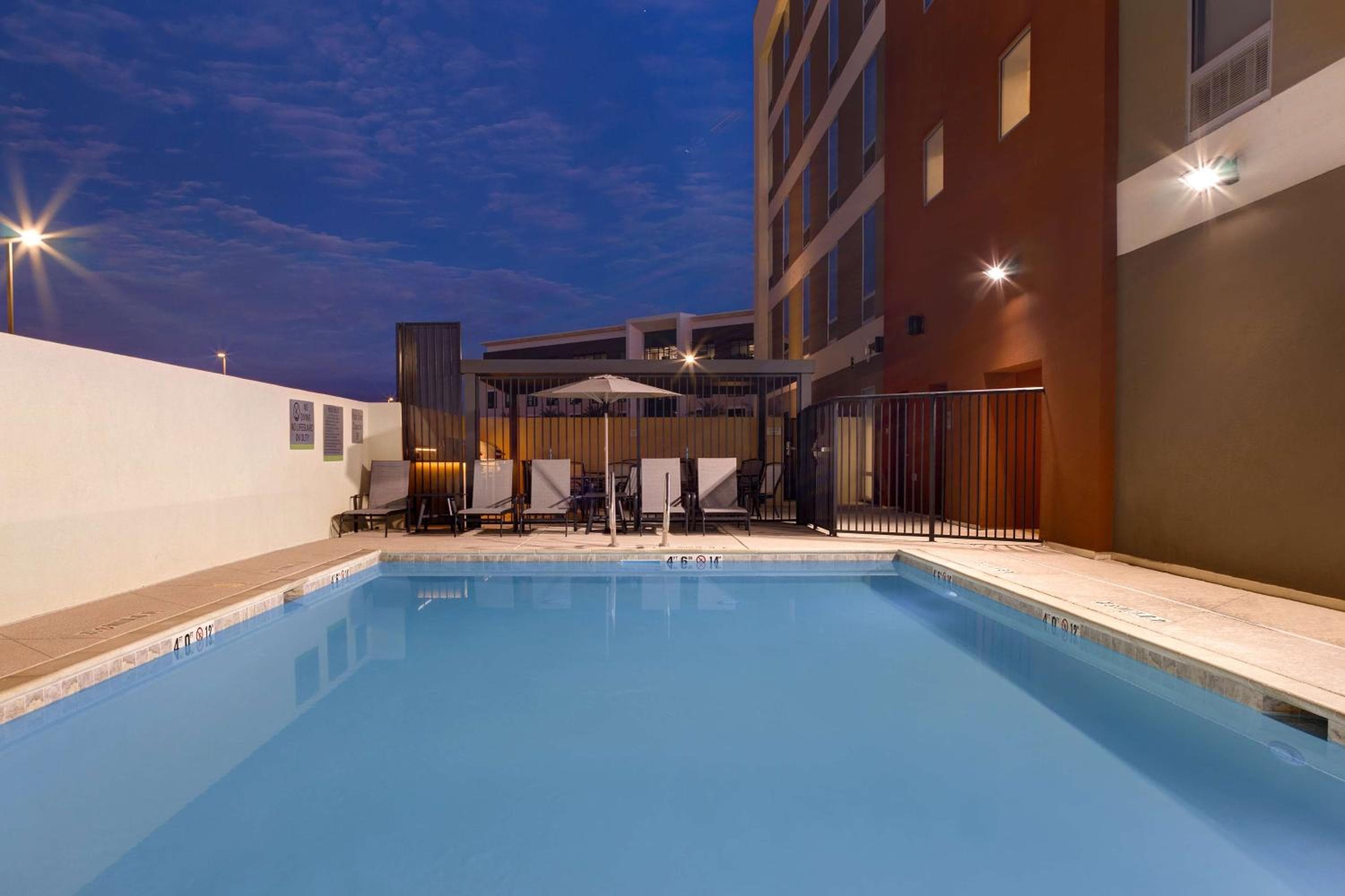 Home2 Suites By Hilton Las Vegas Southwest I-215 Curve — 18