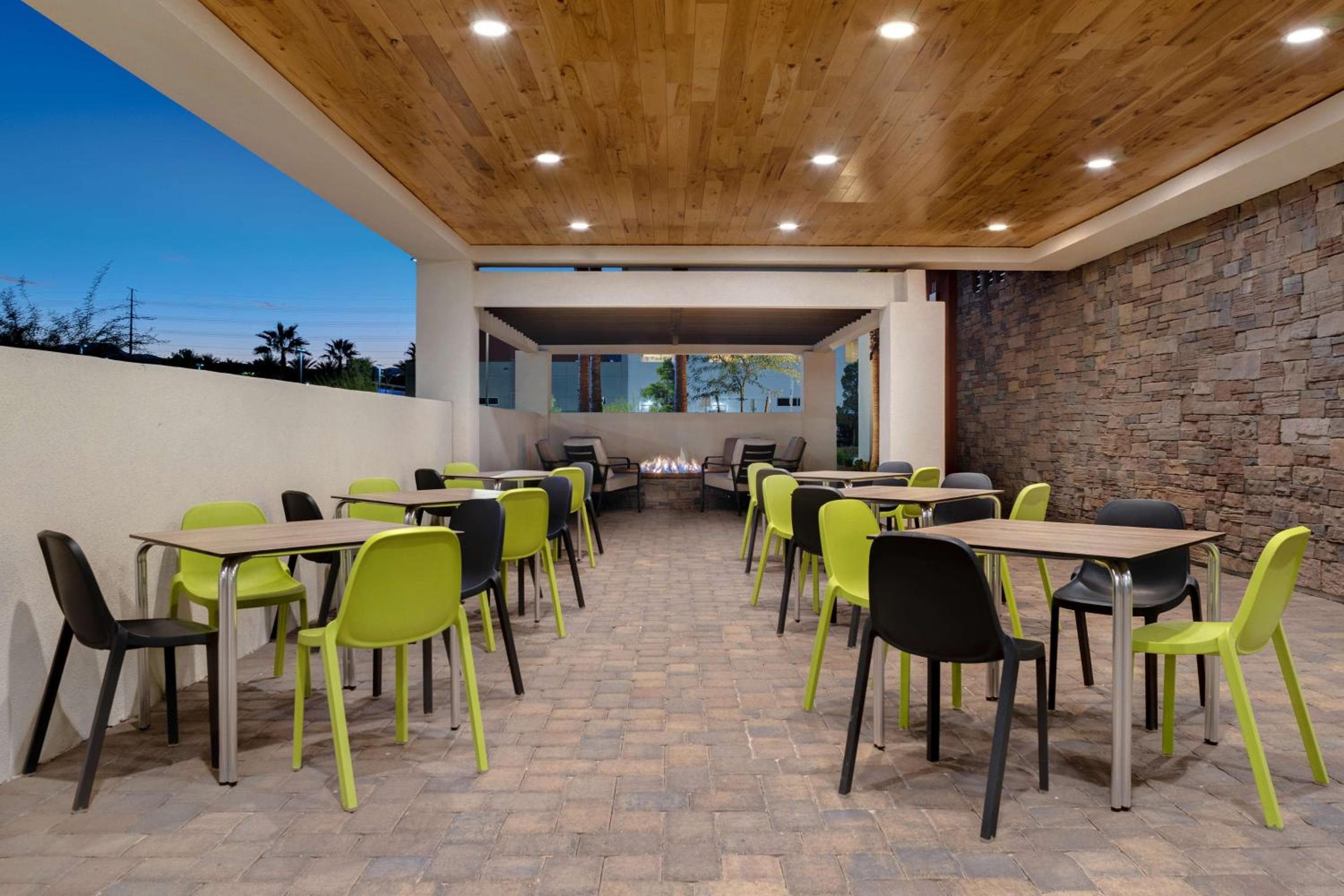 Home2 Suites By Hilton Las Vegas Southwest I-215 Curve — 23