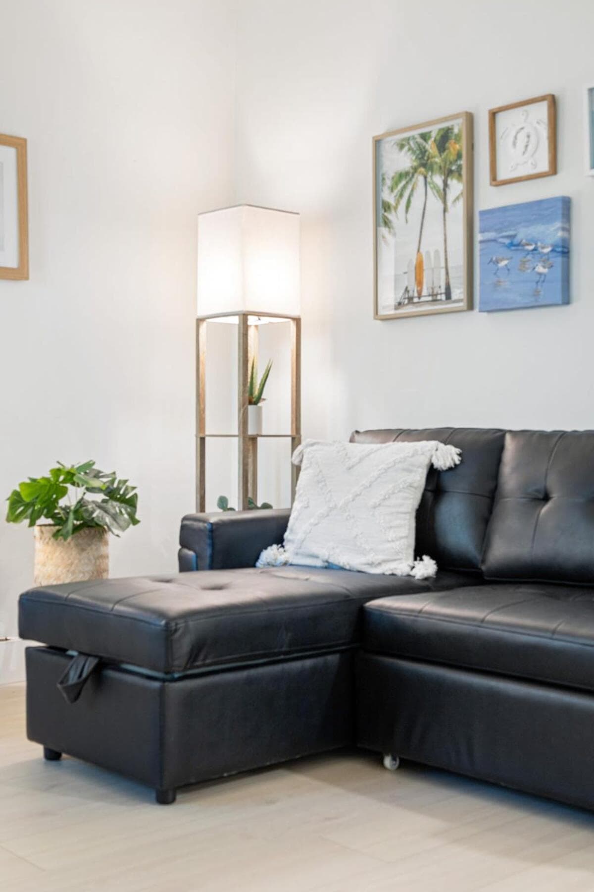 Welcoming Airbnb Walkig distance to Las Olas Blvd — 24