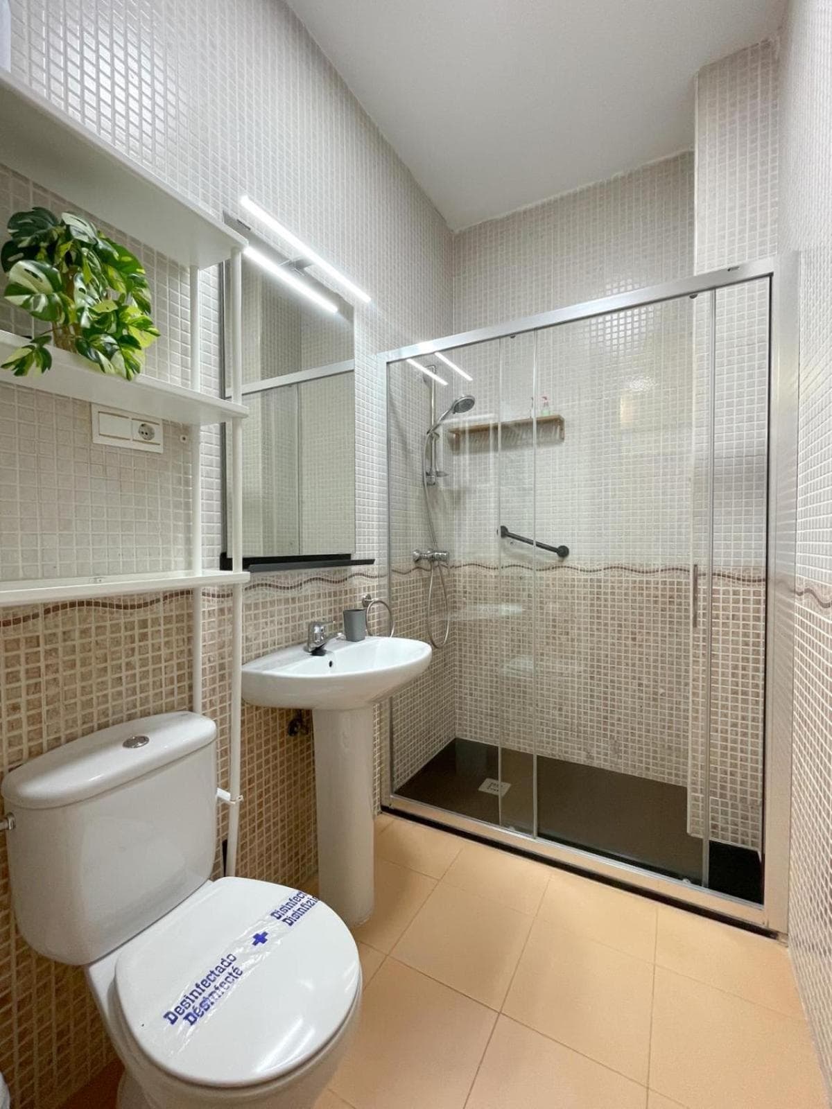 Plz de la Merced Apartamentos Solera — 24