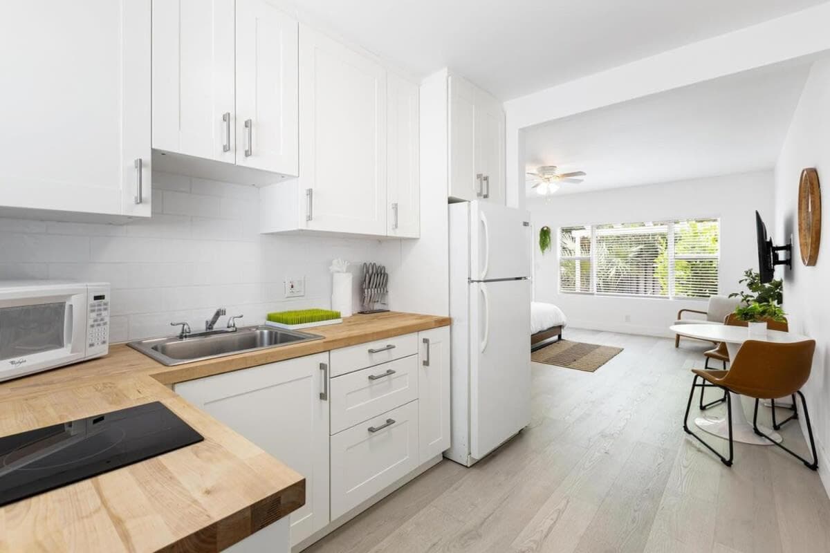Victoria Park Unique Studio close to Las Olas Blvd — 6