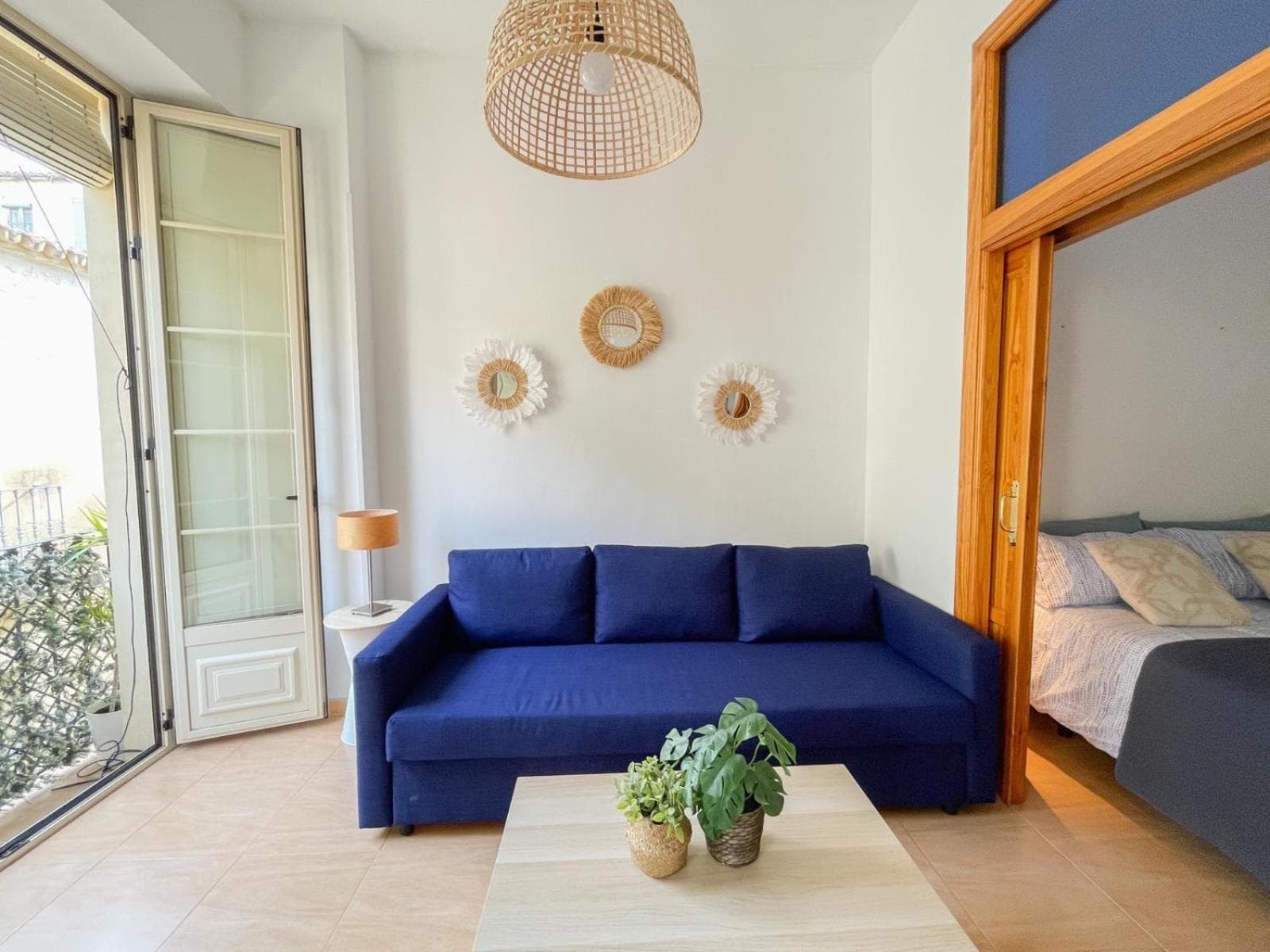 Plz de la Merced Apartments Solera by Life in Malaga — 28