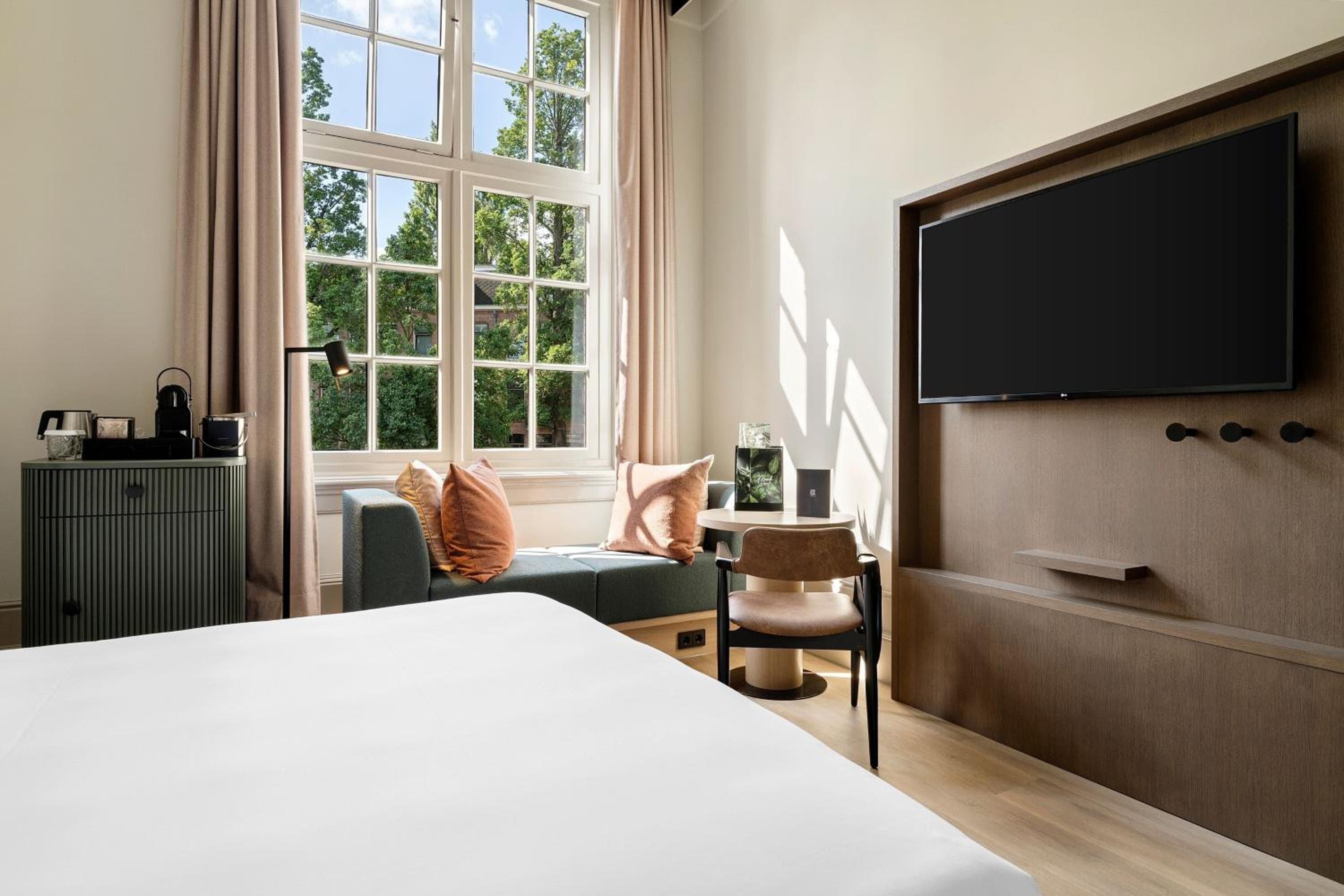 The College Hotel Amsterdam, Autograph Collection — 7