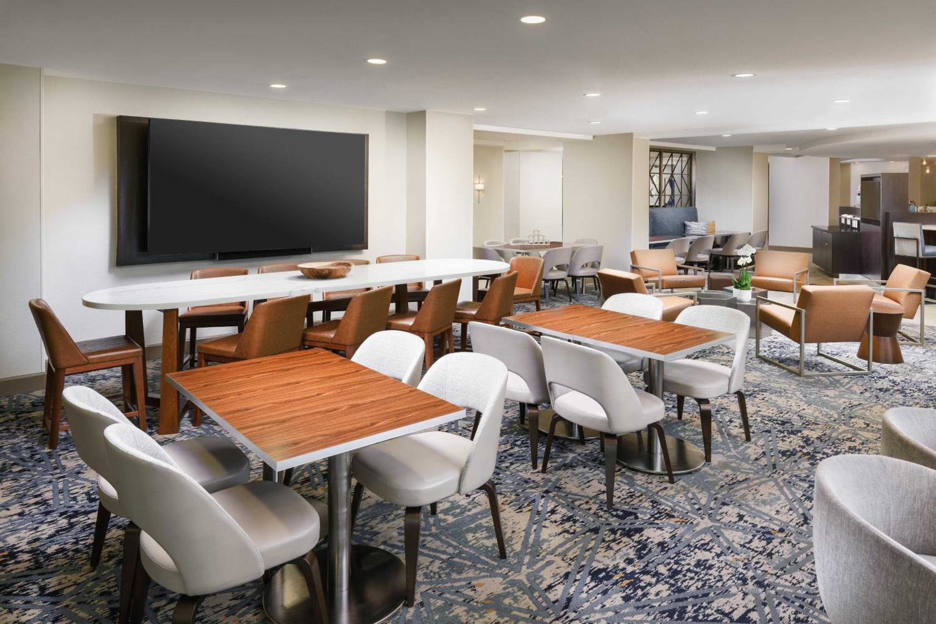 Courtyard by Marriott Orlando Downtown — 27