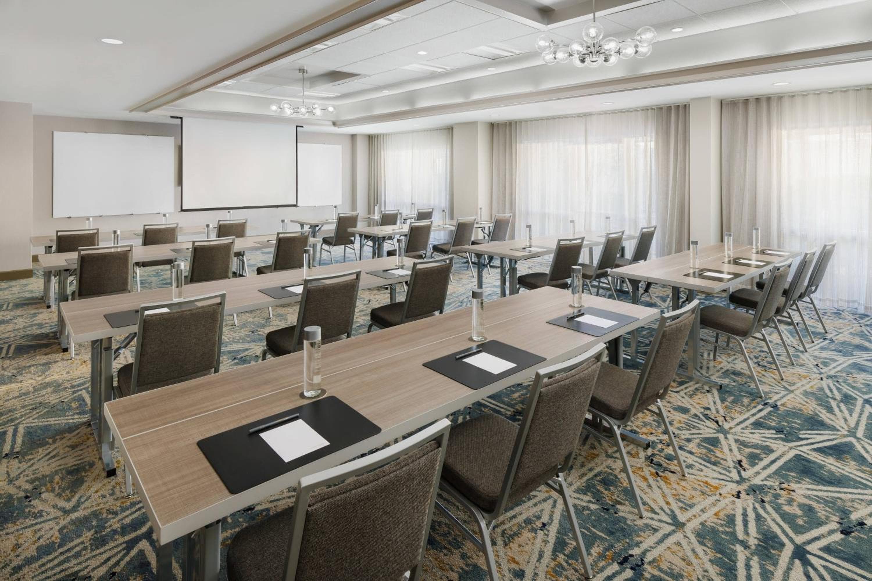 Courtyard by Marriott Orlando Downtown — 29