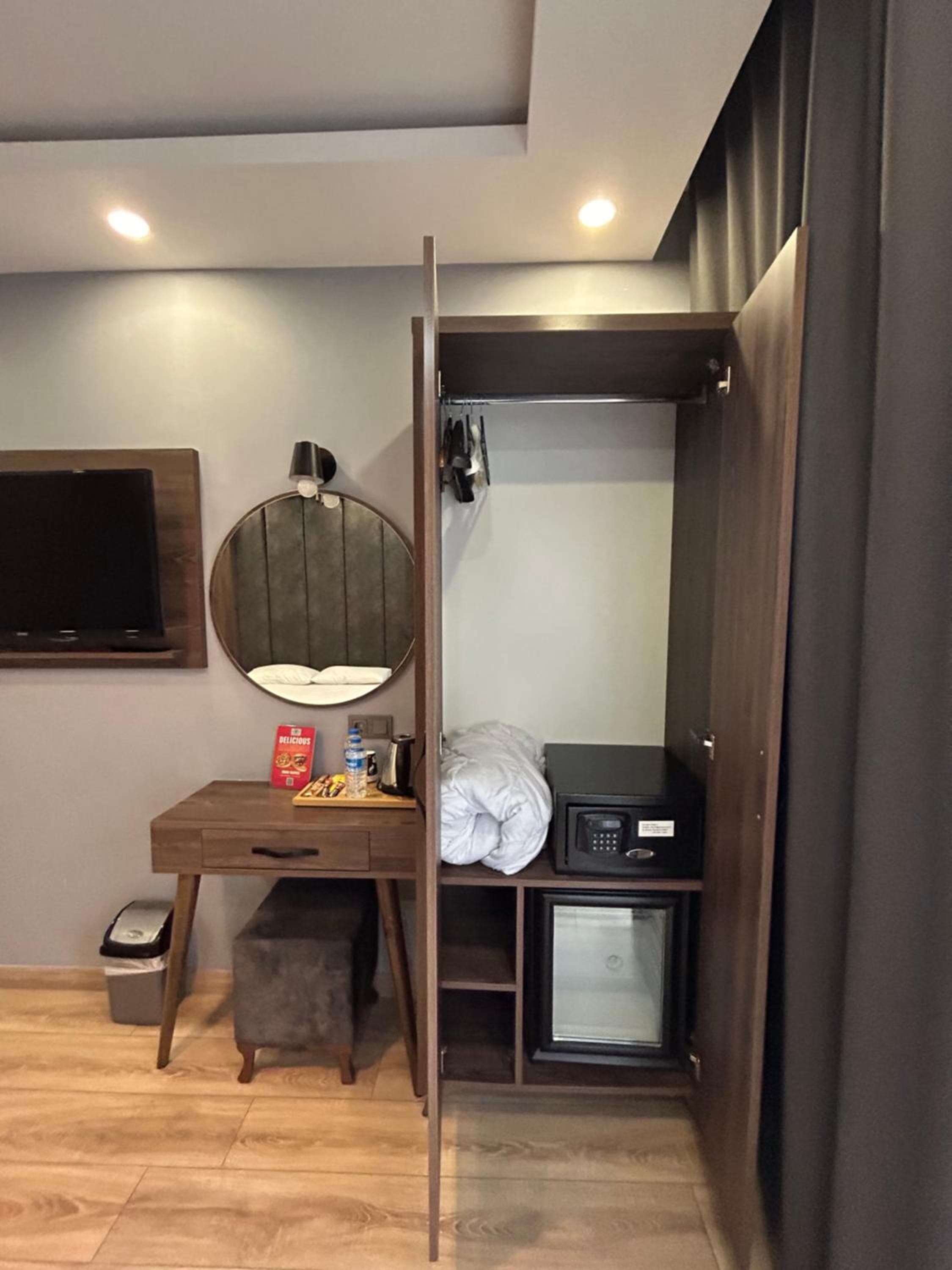 Basilissis Hotel — 16