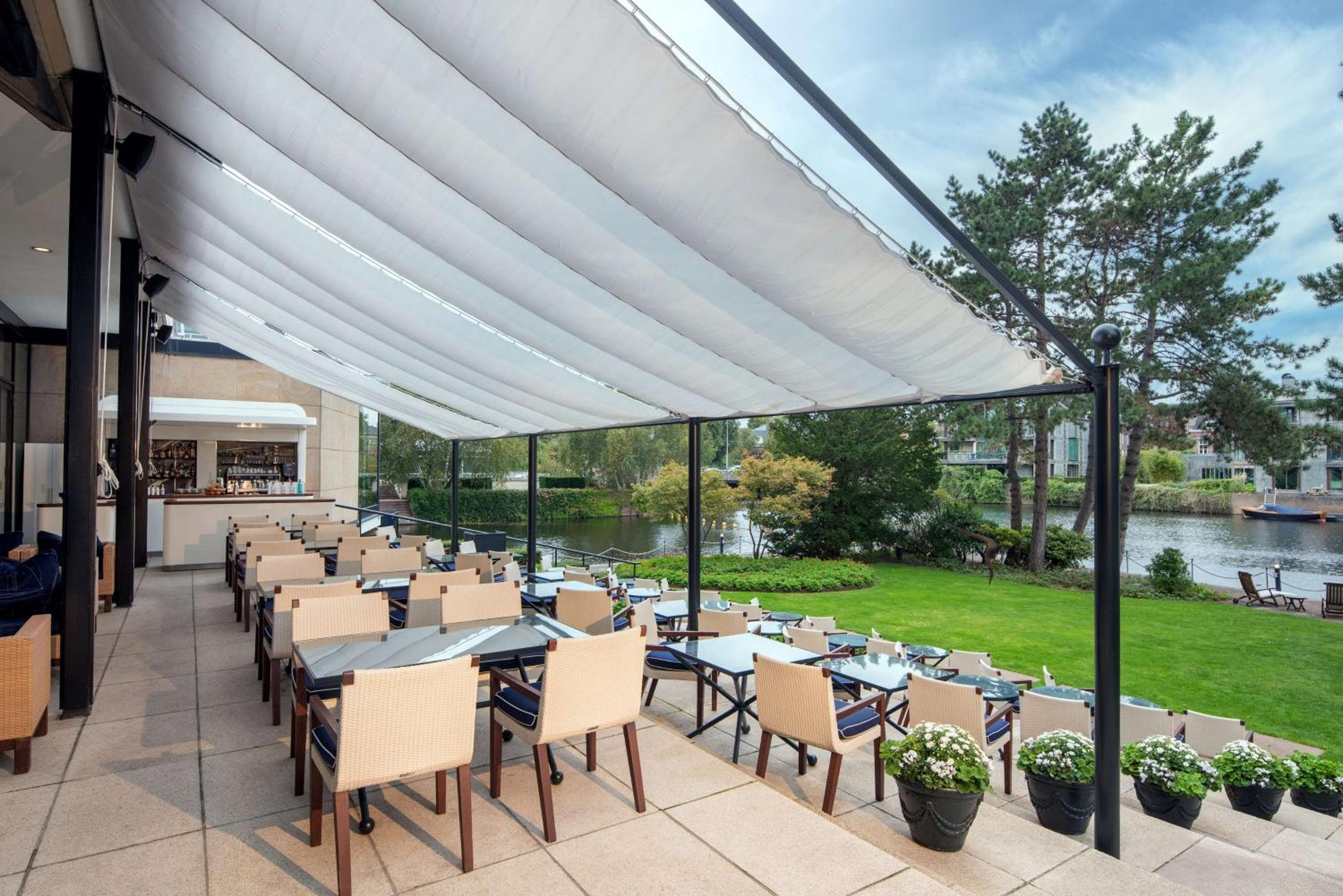 Hilton Amsterdam — 16