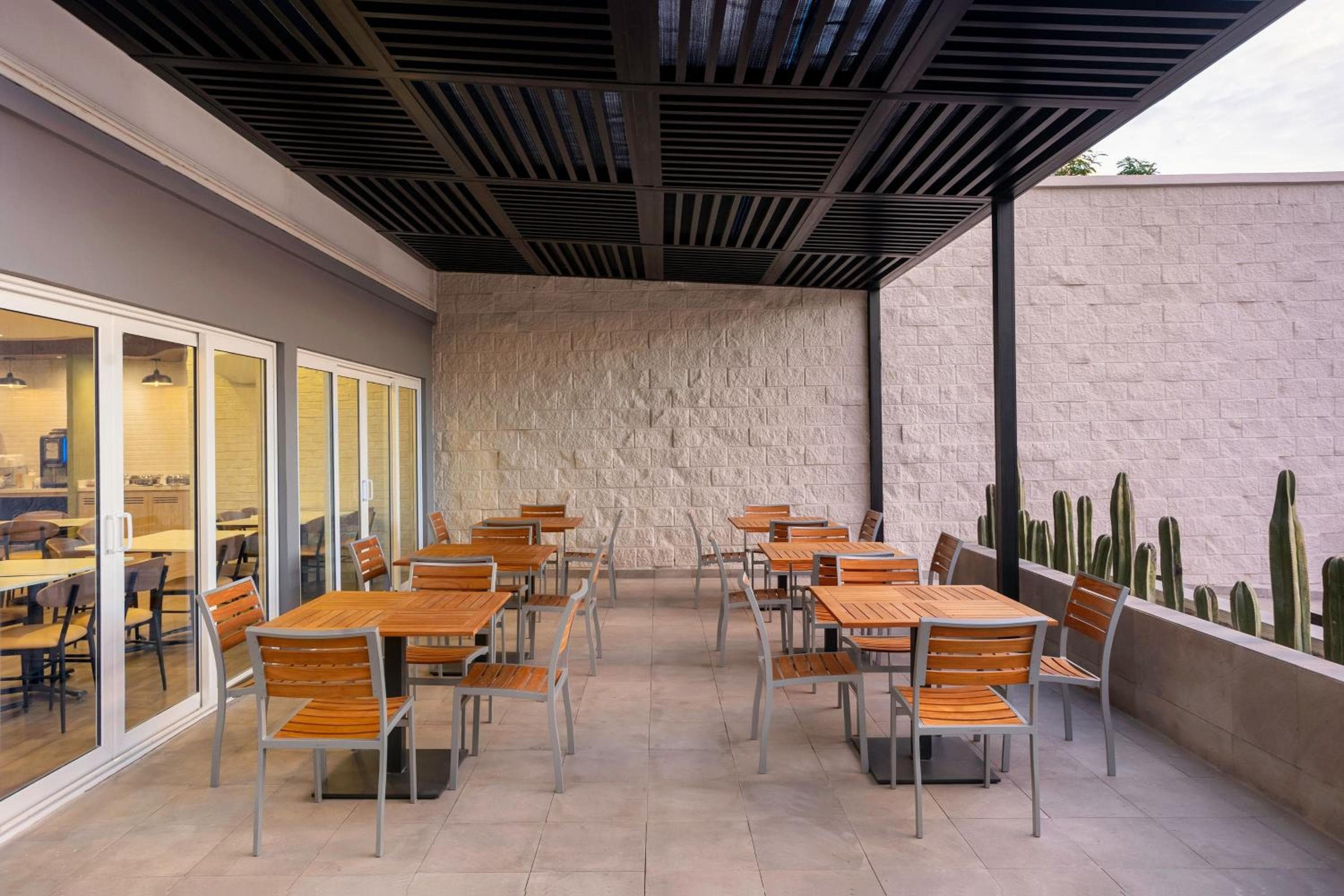 Fairfield by Marriott Los Cabos — 12