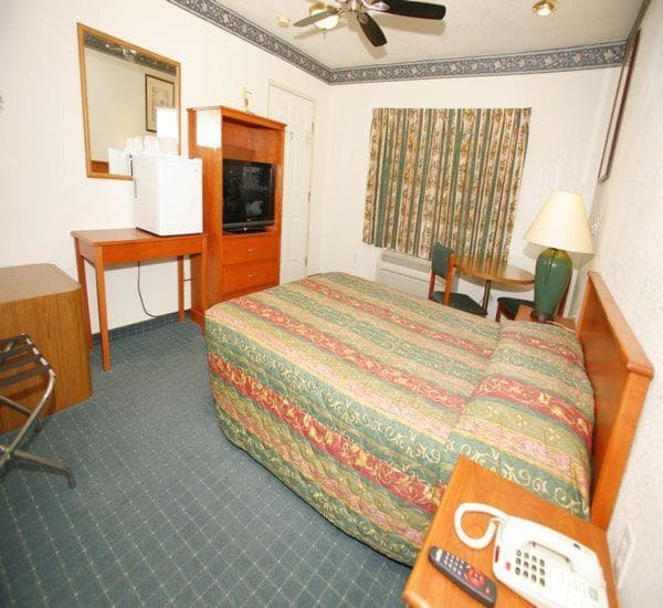 Hollywood Guest Inn — 26