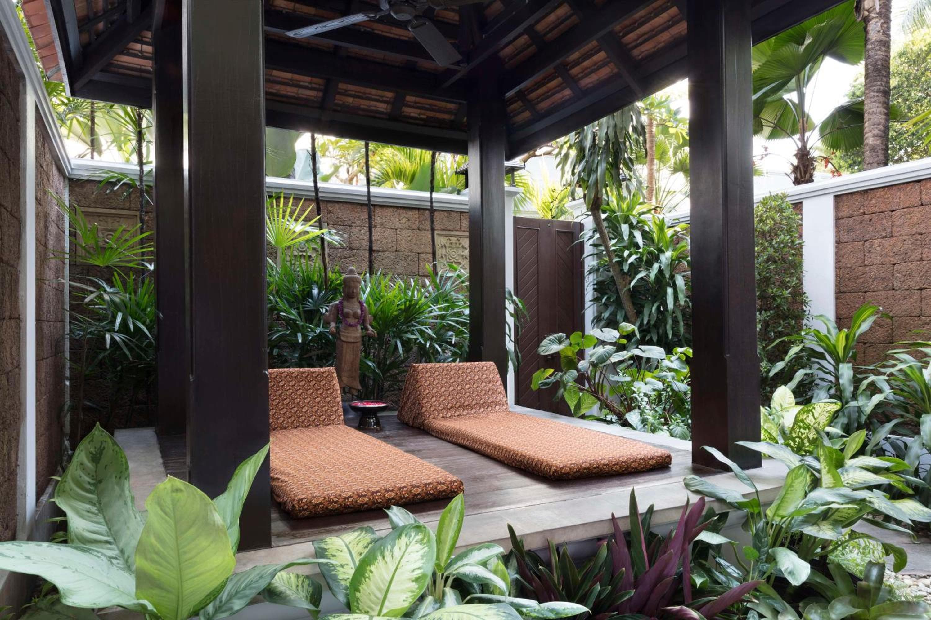 Anantara Riverside Bangkok Resort — 17