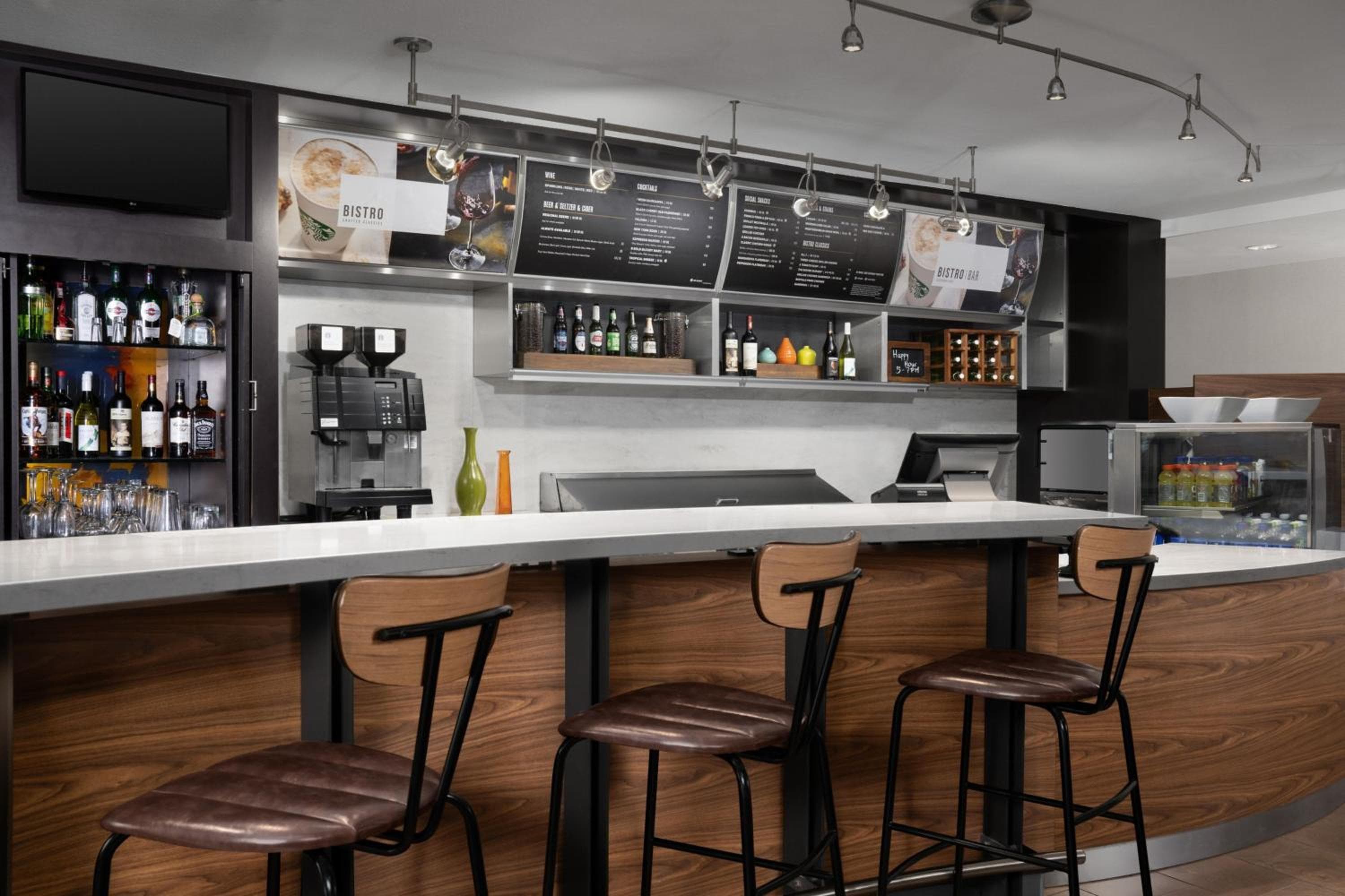 Courtyard by Marriott Orlando East/UCF Area — 27