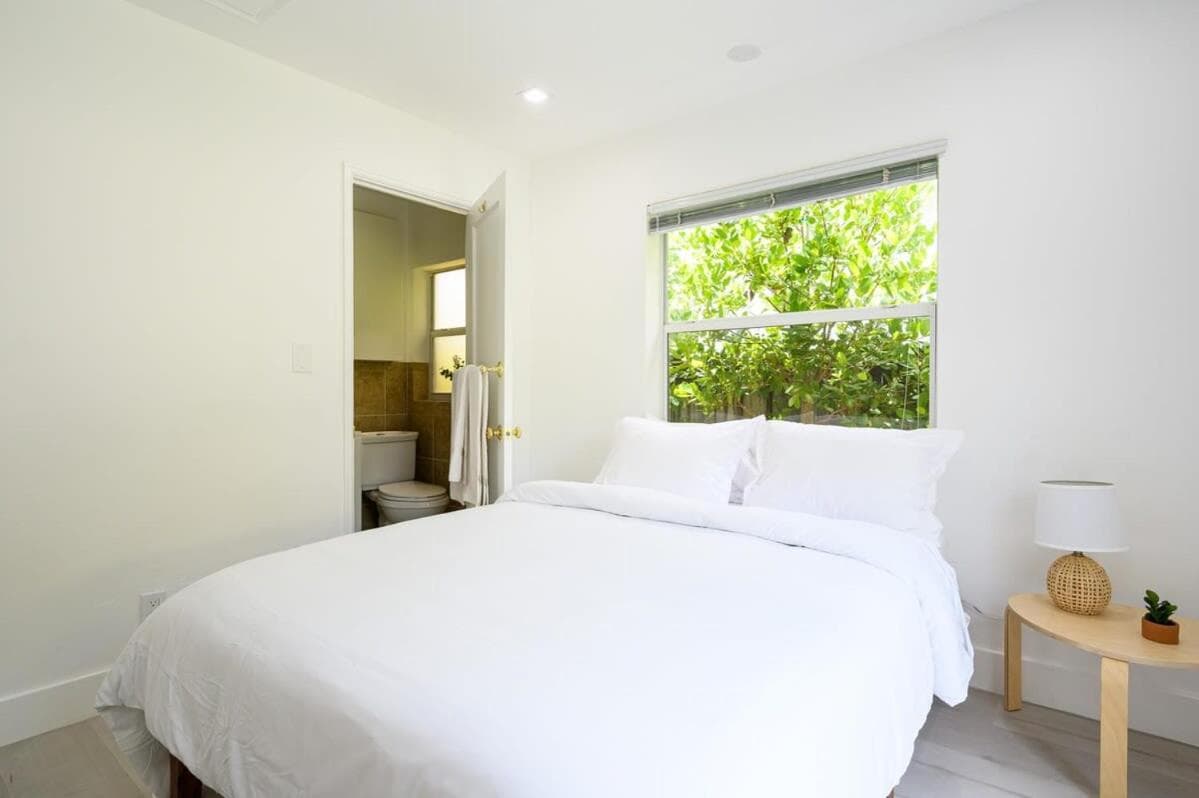 Helle & Gemütliche Wohnung im Victoria Park — 3