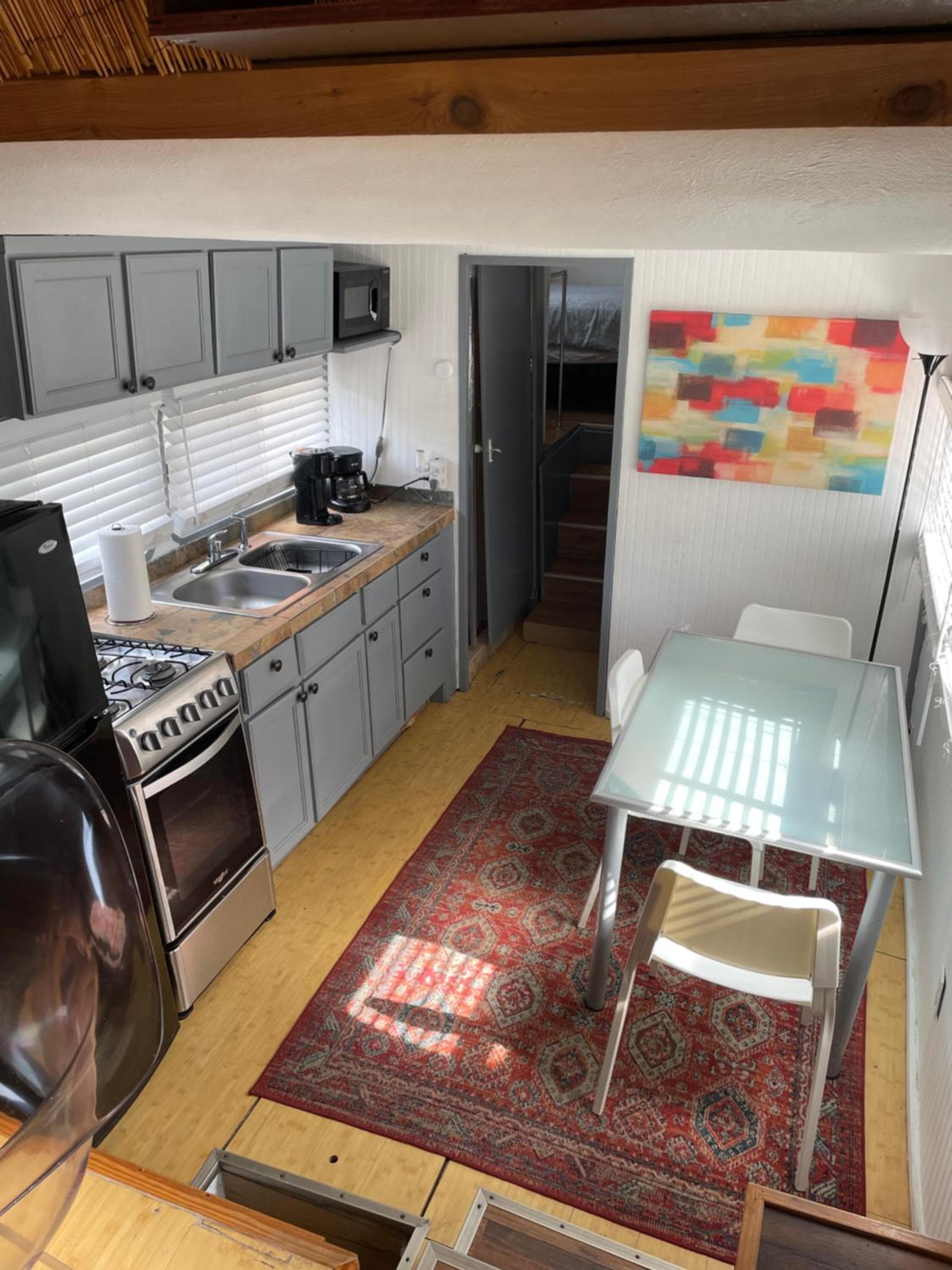 Updated houseboat on the river! — 11