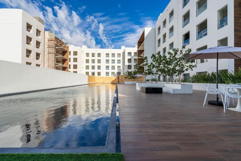 New 3BR condo with exceptional location with pool — 16