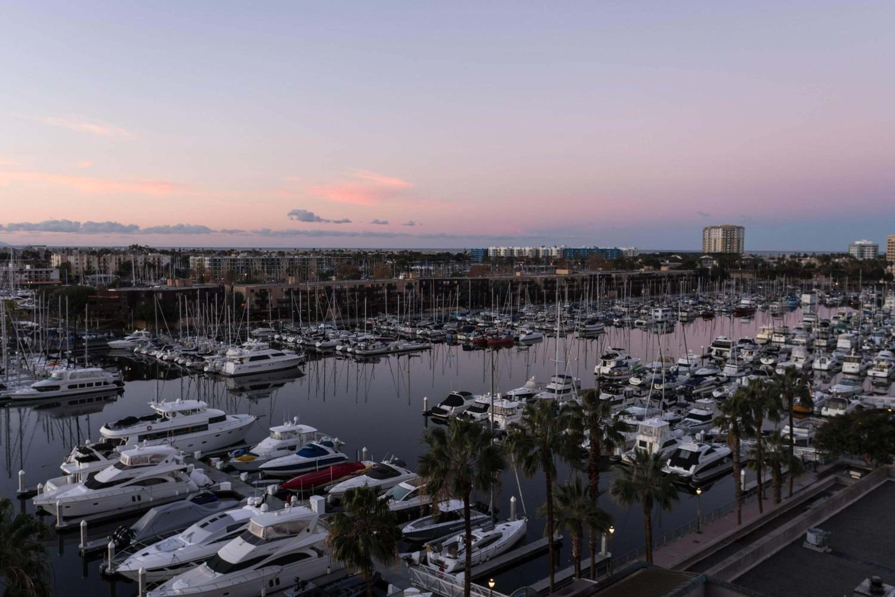 Il Ritz-Carlton, Marina del Rey — 20