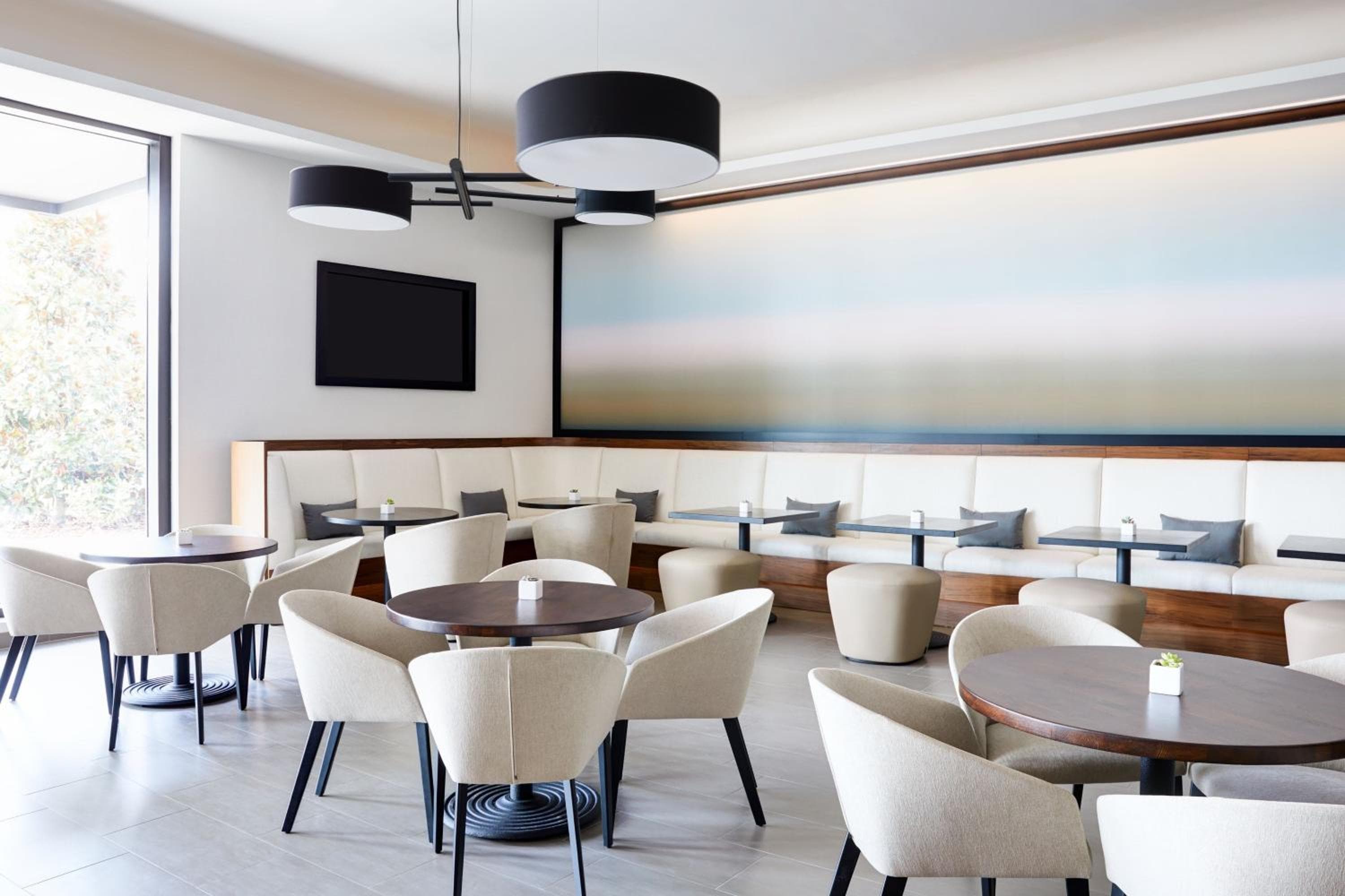 AC Hotel by Marriott Tampa Airport — 29