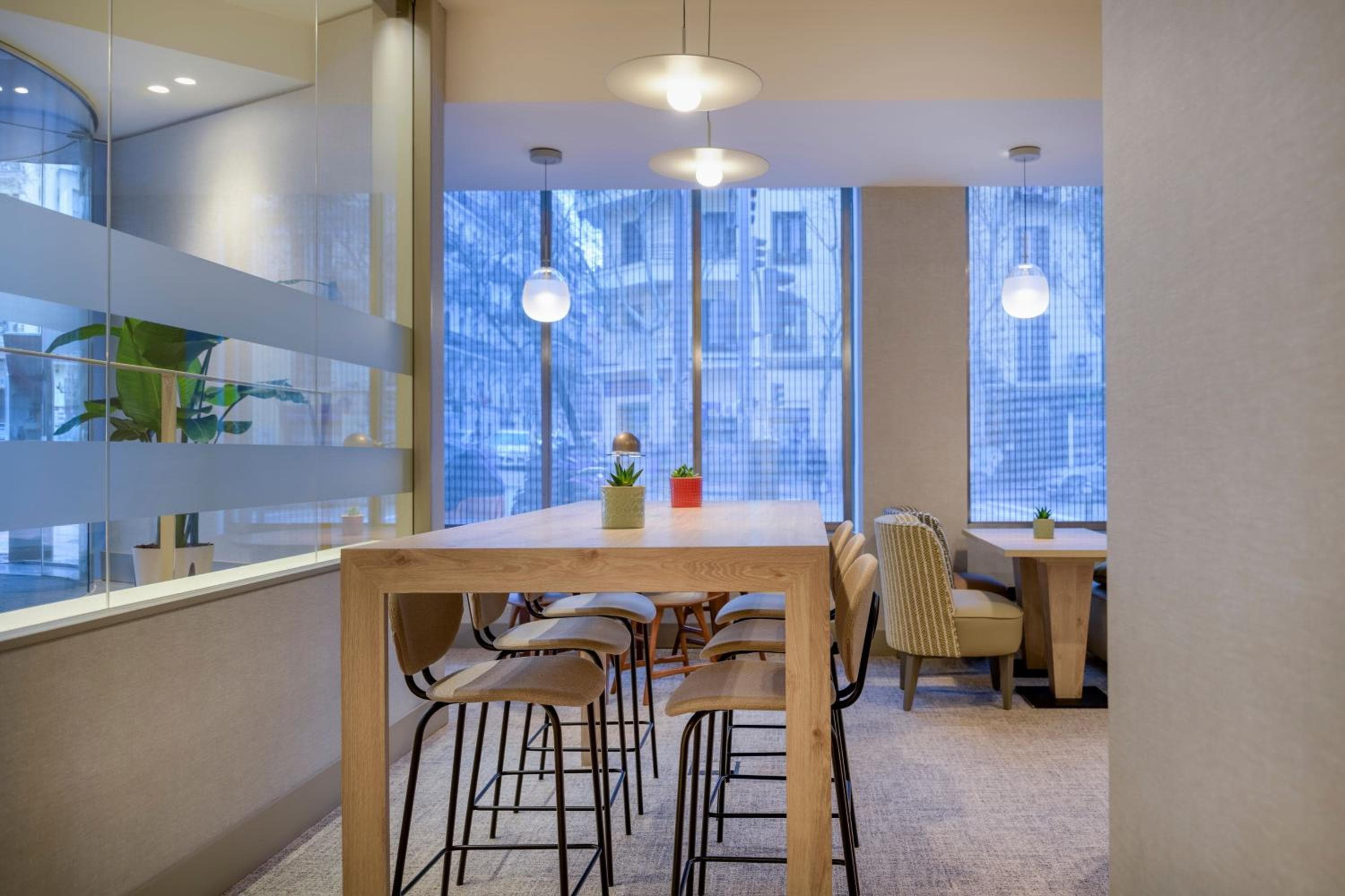 AC Hotel Carlton Madrid by Marriott — 16