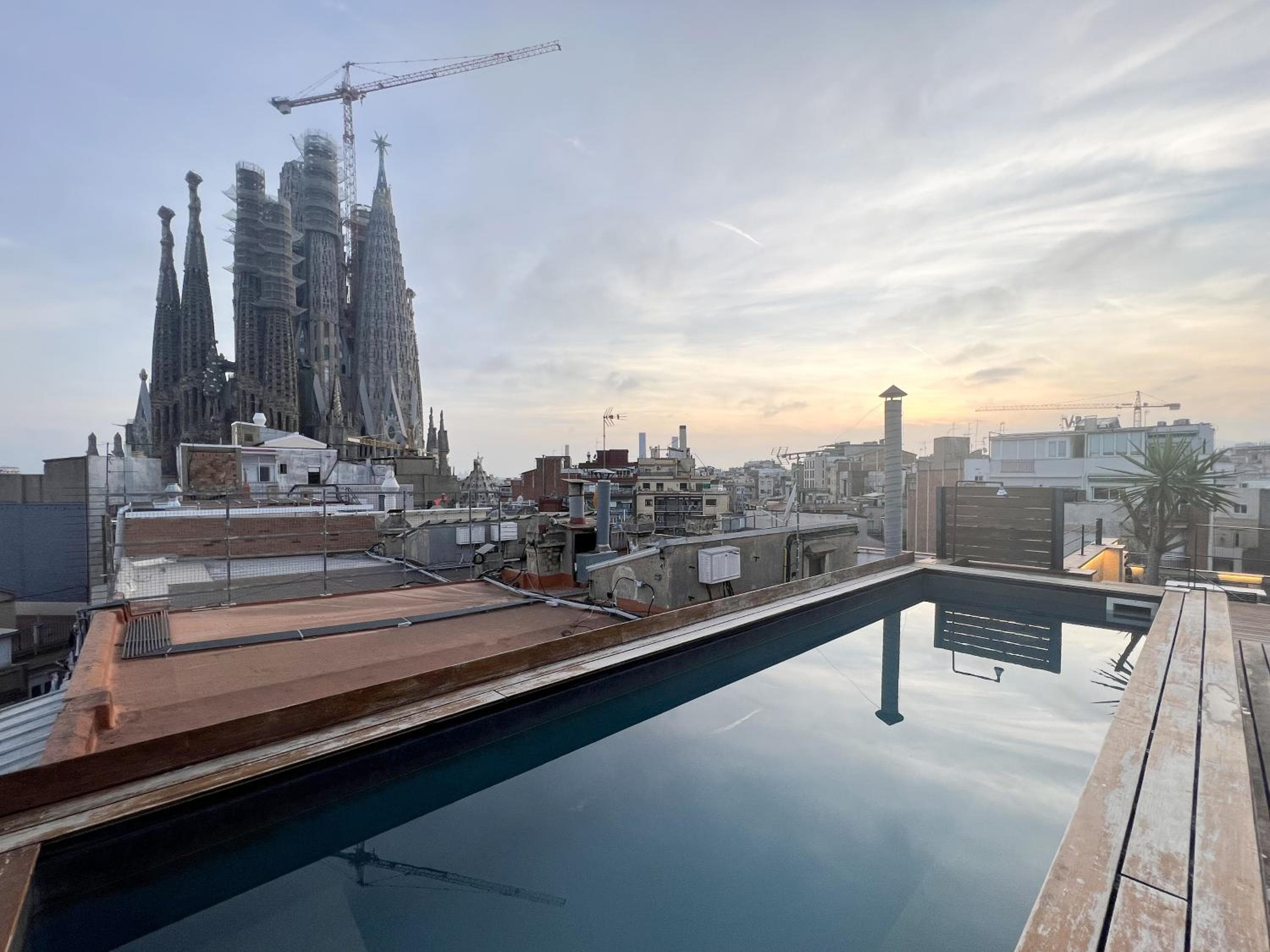 Apartamentos Enjoybcn Gaudí — 23