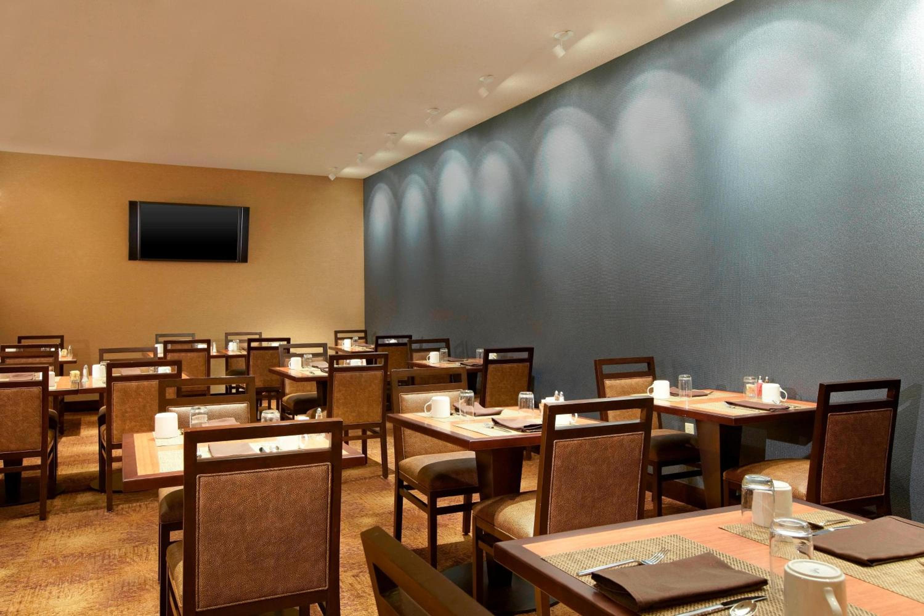 Das Westin Bonaventure Hotel & Suites, Los Angeles — 15