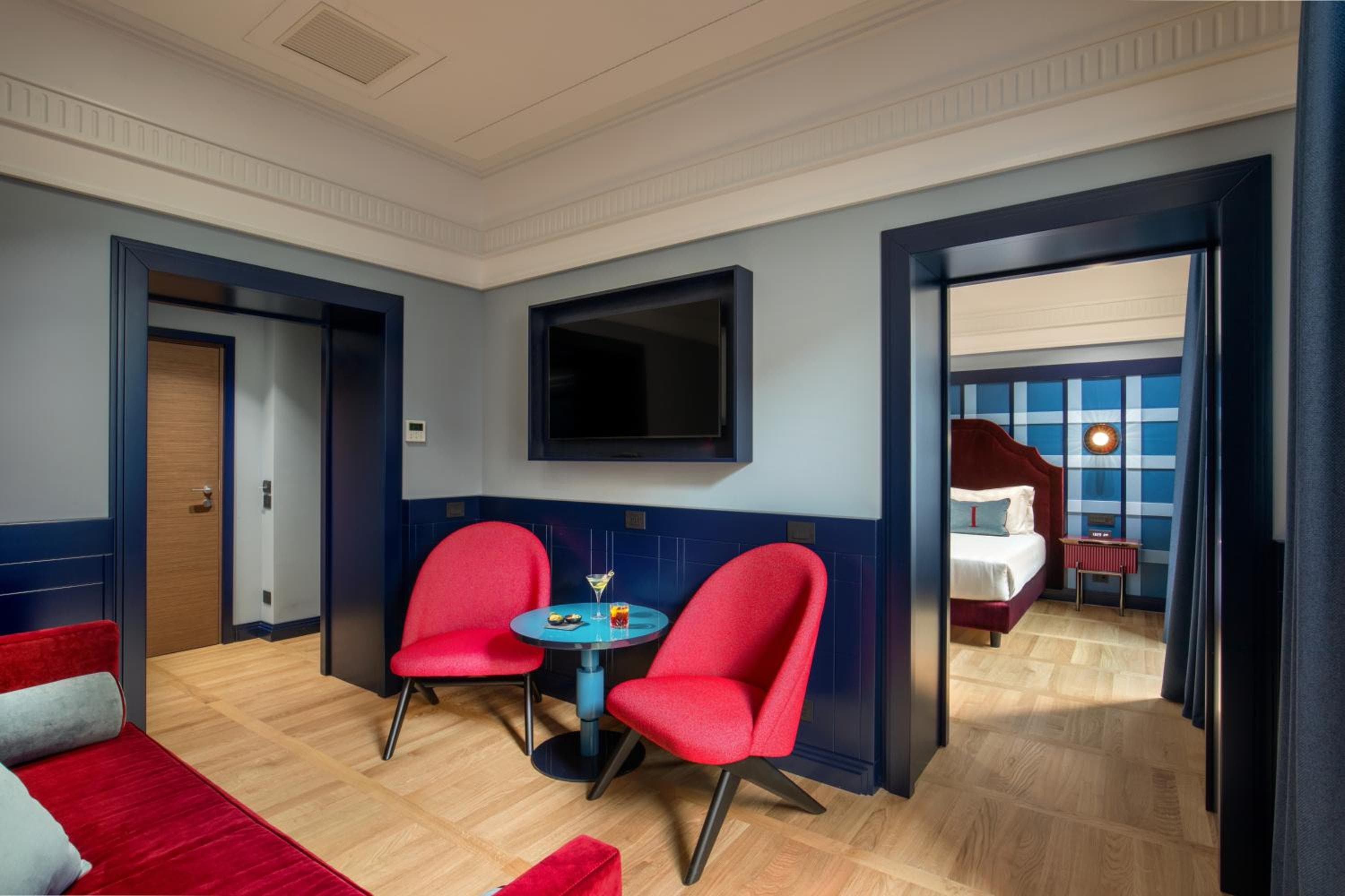 L'Albergo Indipendente — 28