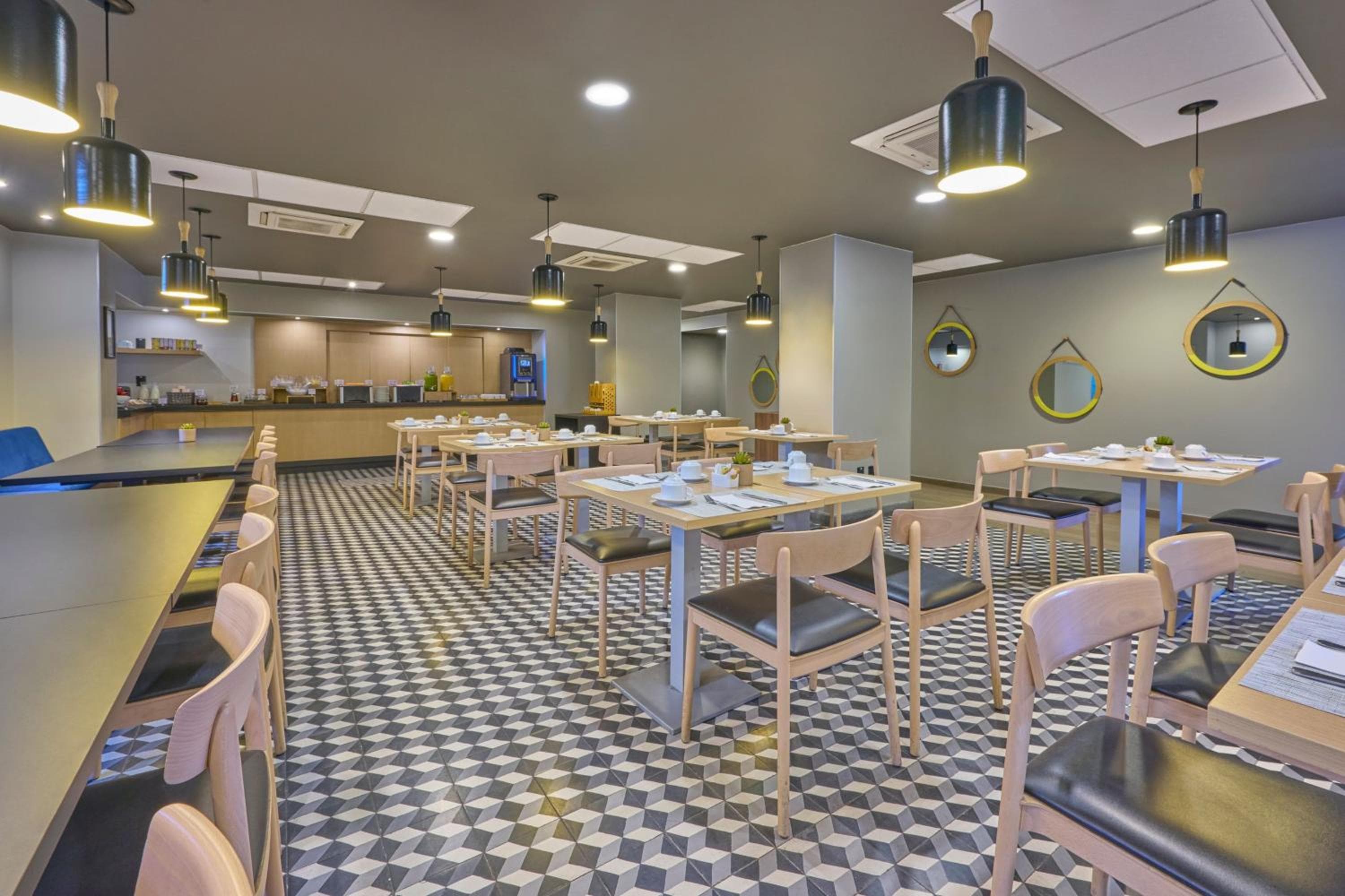 City Express Plus by Marriott Ciudad de México Periférico Sur Tlalpan — 4