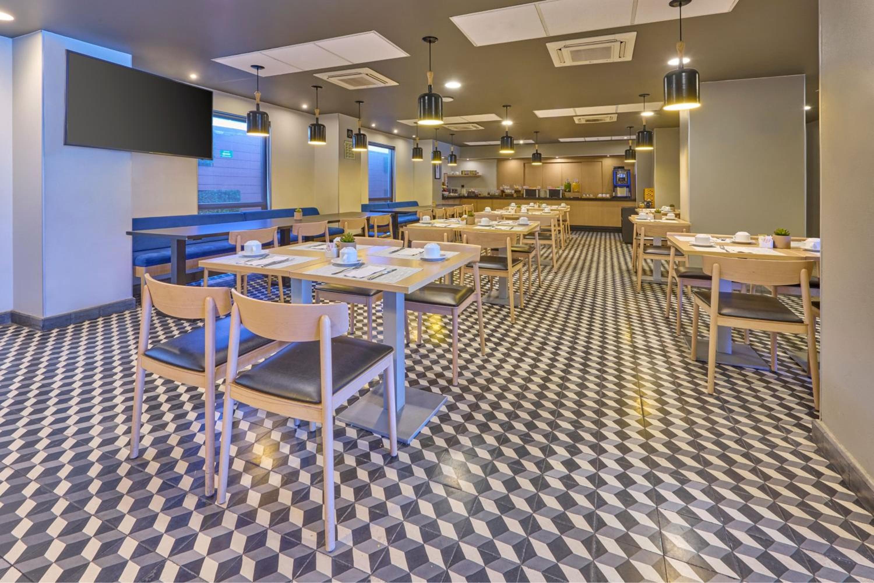 City Express Plus by Marriott Ciudad de México Periférico Sur Tlalpan — 7