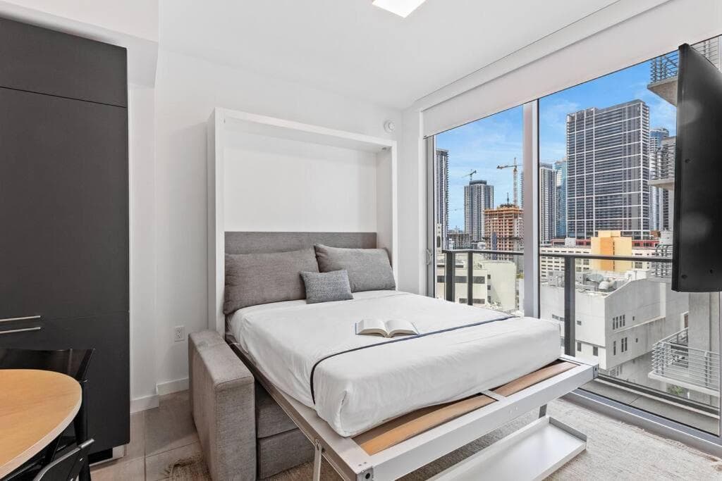 Downtown Miami Yotel 1 Bedroom — 24