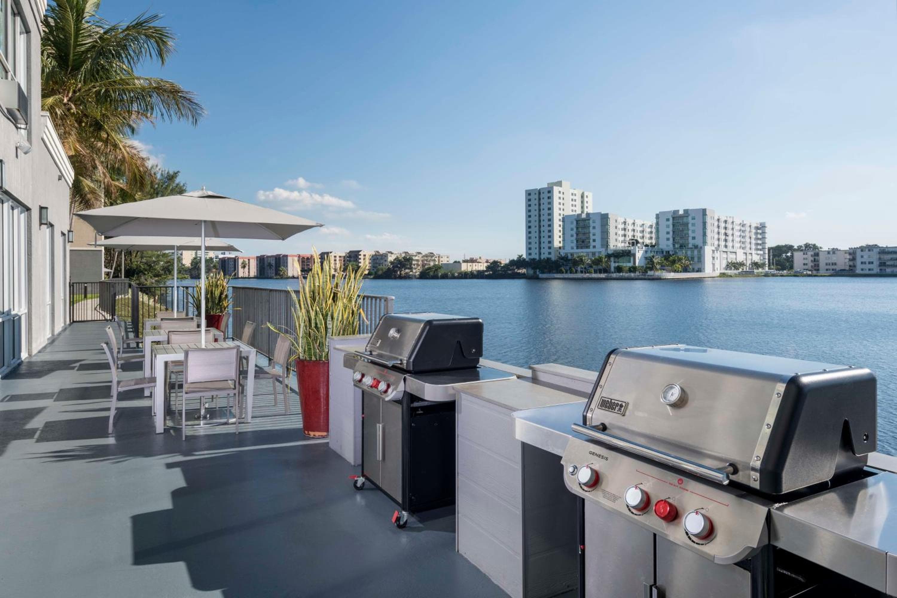 Homewood Suites Miami Aeropuerto/Laguna Azul — 17